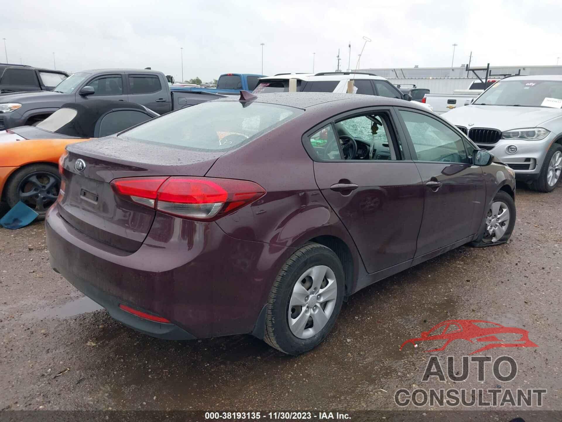 KIA FORTE 2018 - 3KPFK4A75JE204244