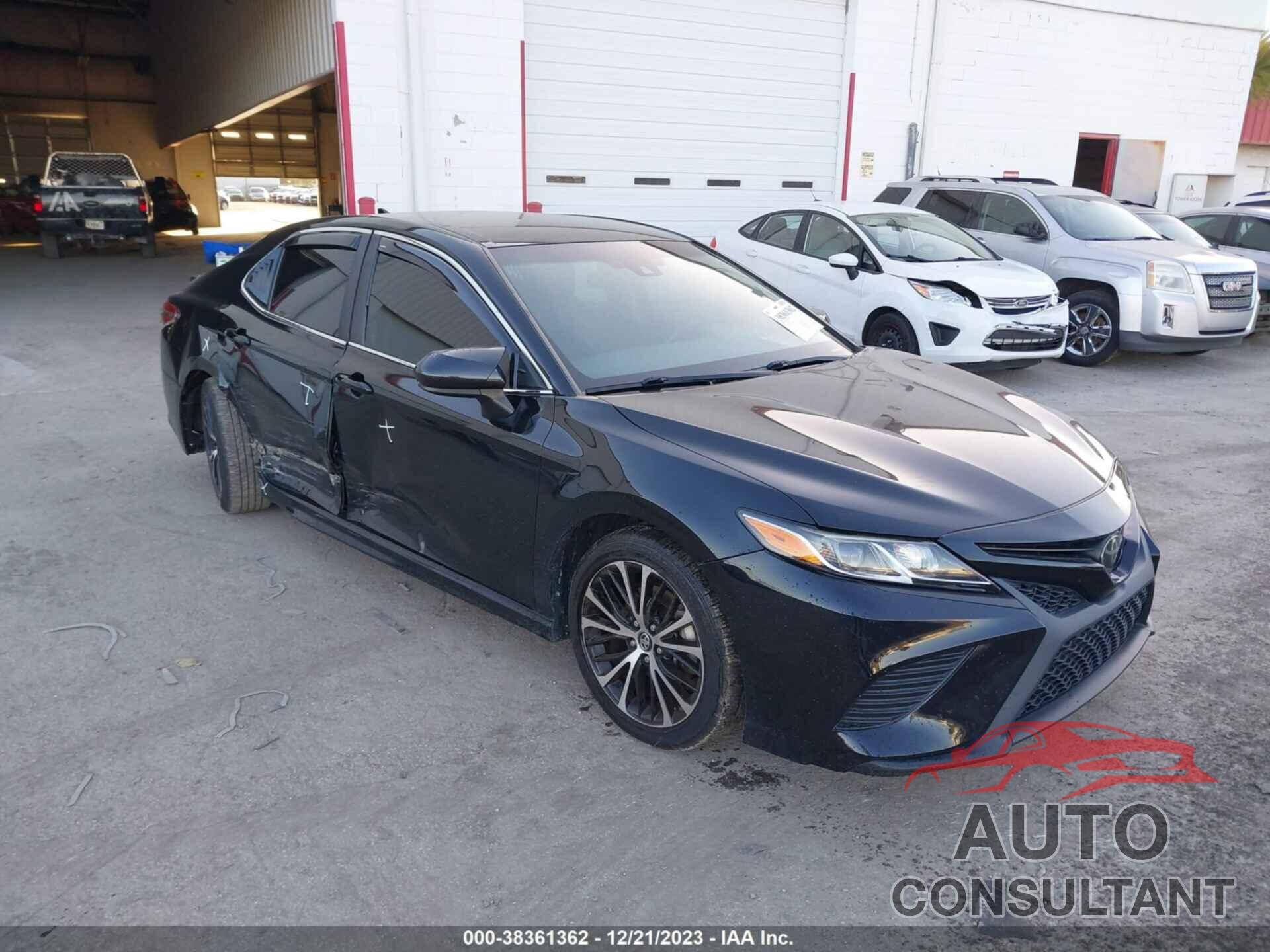 TOYOTA CAMRY 2019 - 4T1B11HK4KU803614