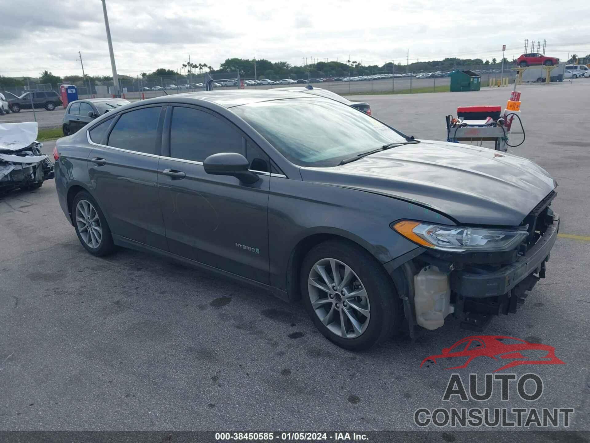 FORD FUSION HYBRID 2017 - 3FA6P0LU9HR300030