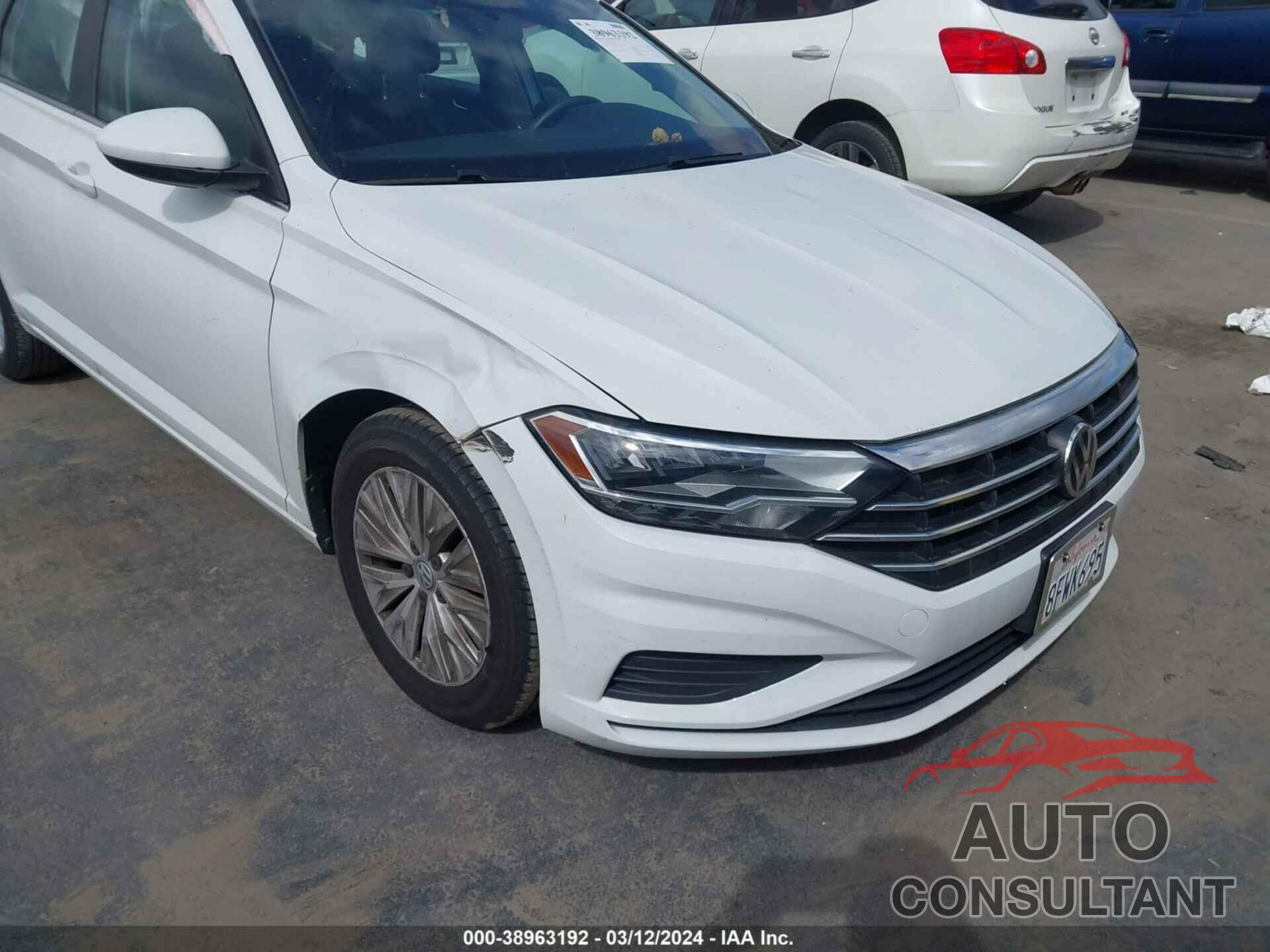 VOLKSWAGEN JETTA 2019 - 3VWC57BU3KM052257