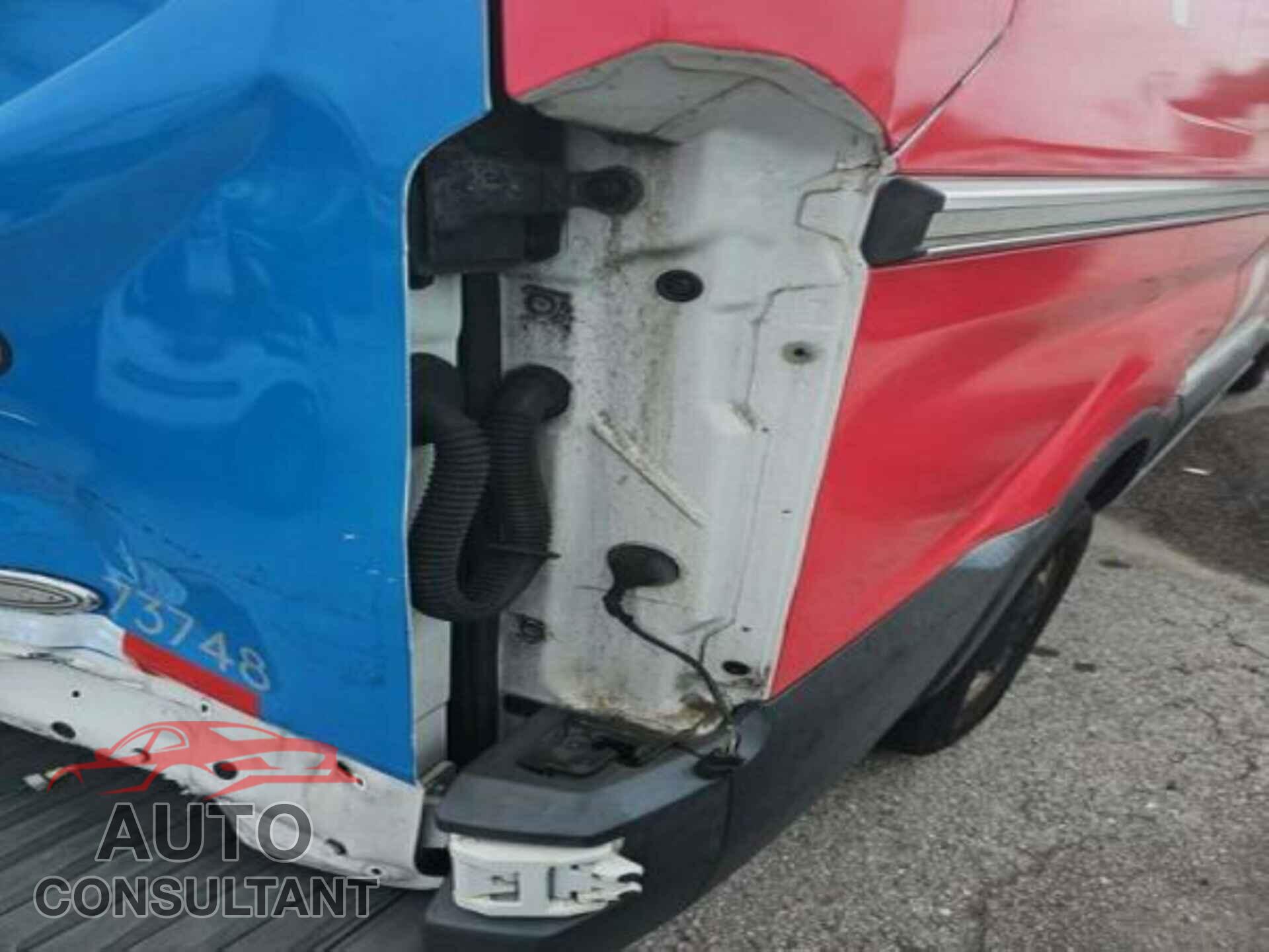 FORD TRANSIT-250 2017 - 1FTYR1YM7HKB05804