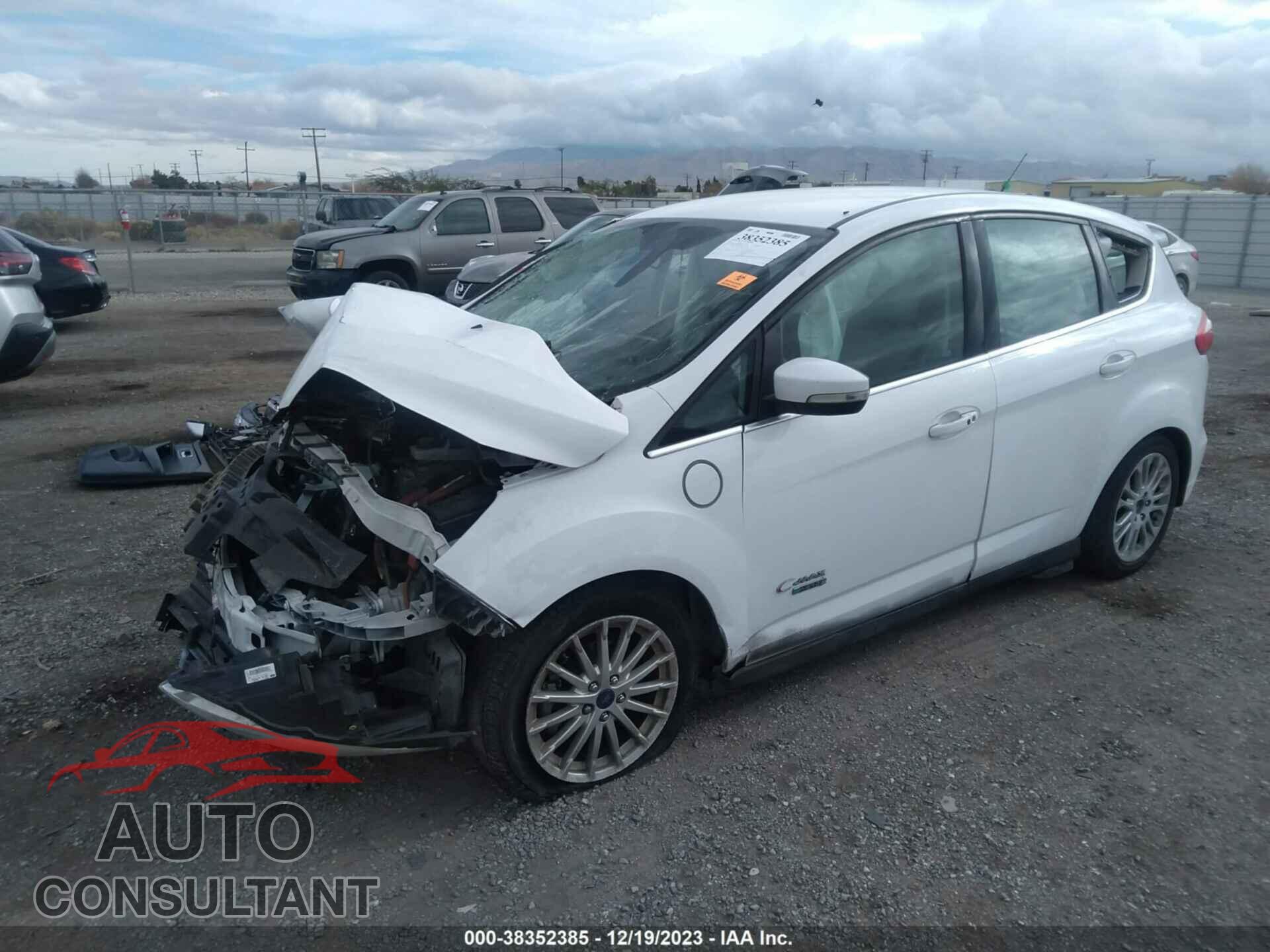 FORD C-MAX ENERGI 2016 - 1FADP5CU8GL118417