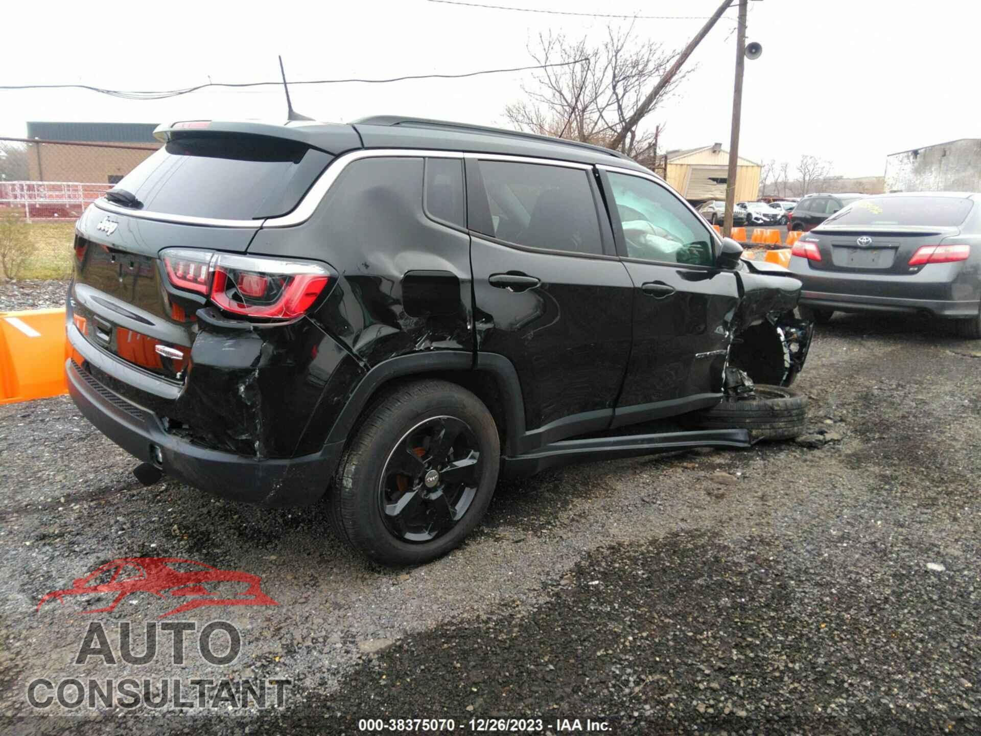 JEEP COMPASS 2019 - 3C4NJDBB7KT807761