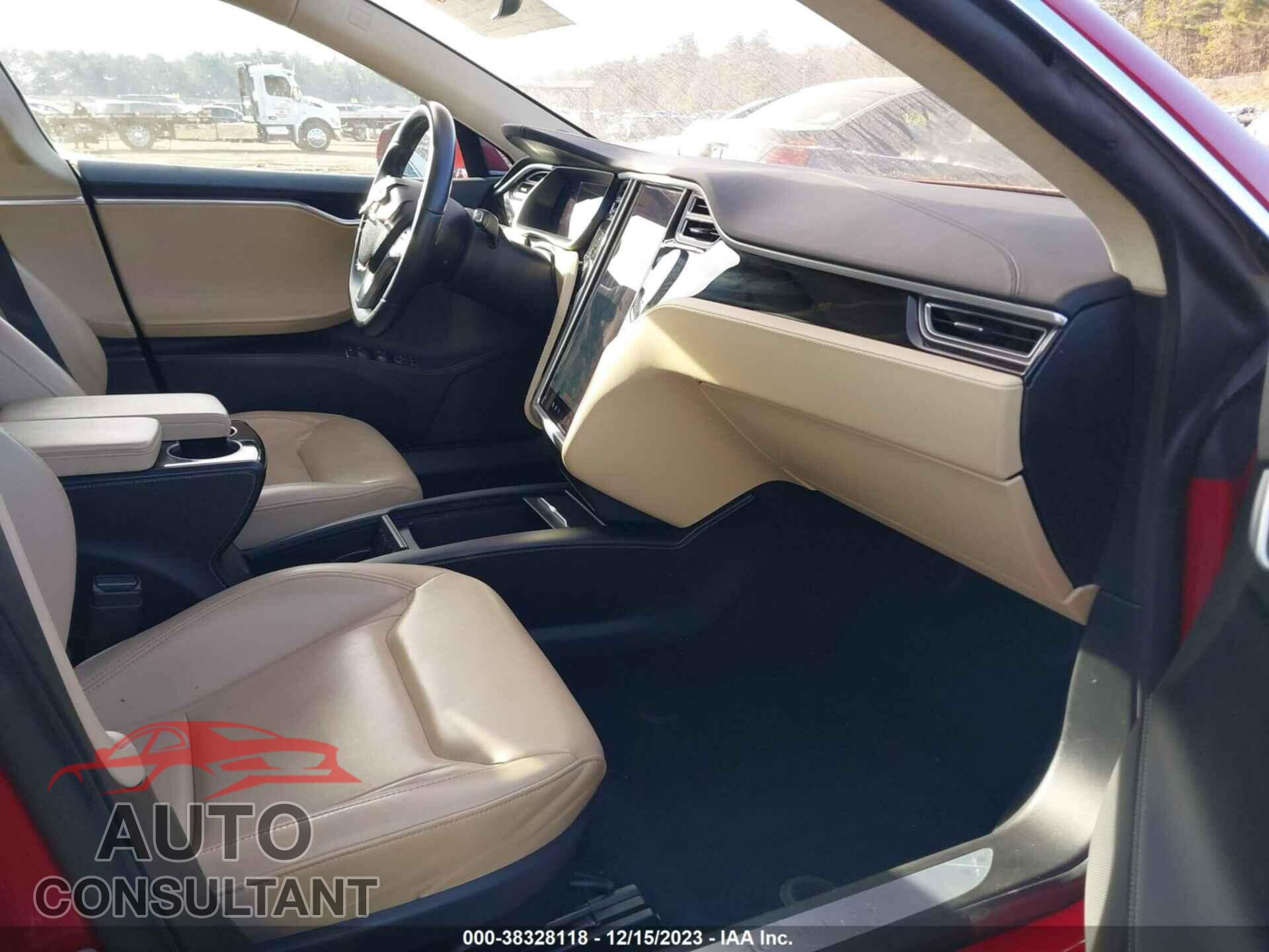 TESLA MODEL S 2016 - 5YJSA1E29GF151324