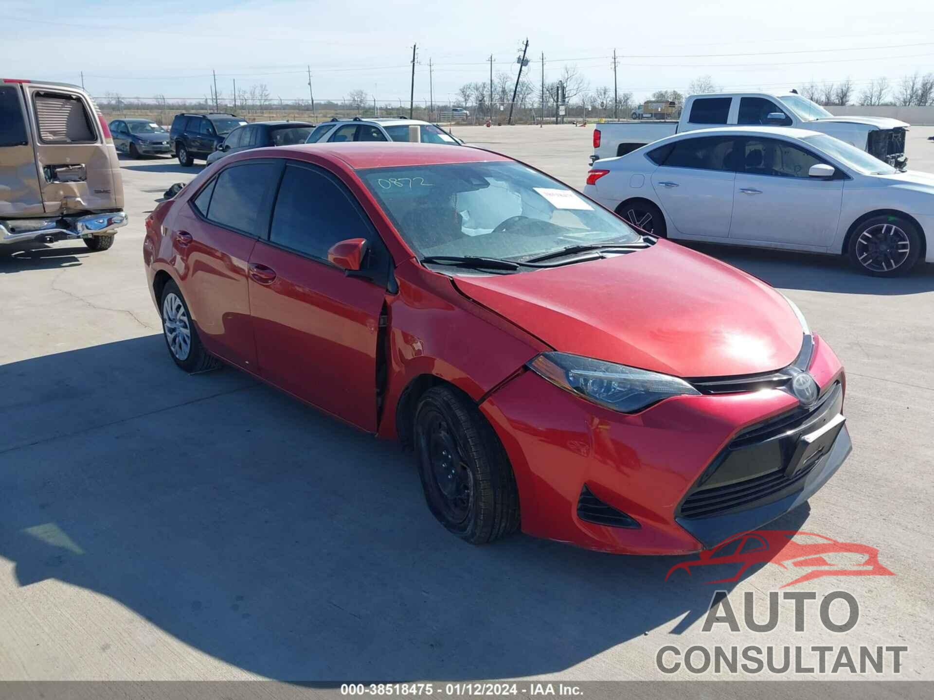 TOYOTA COROLLA 2018 - 5YFBURHE7JP830872