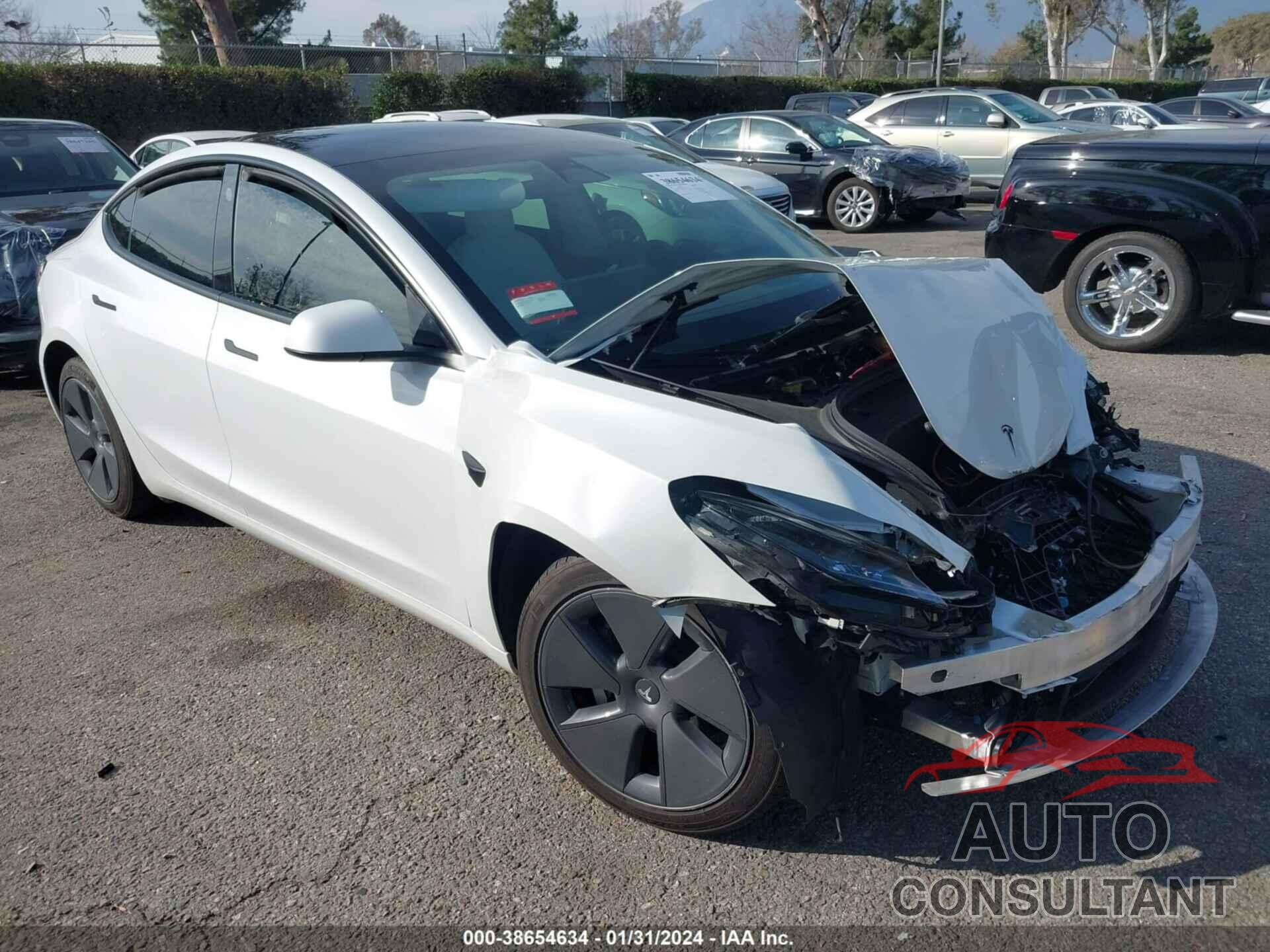 TESLA MODEL 3 2022 - 5YJ3E1EA5NF374277