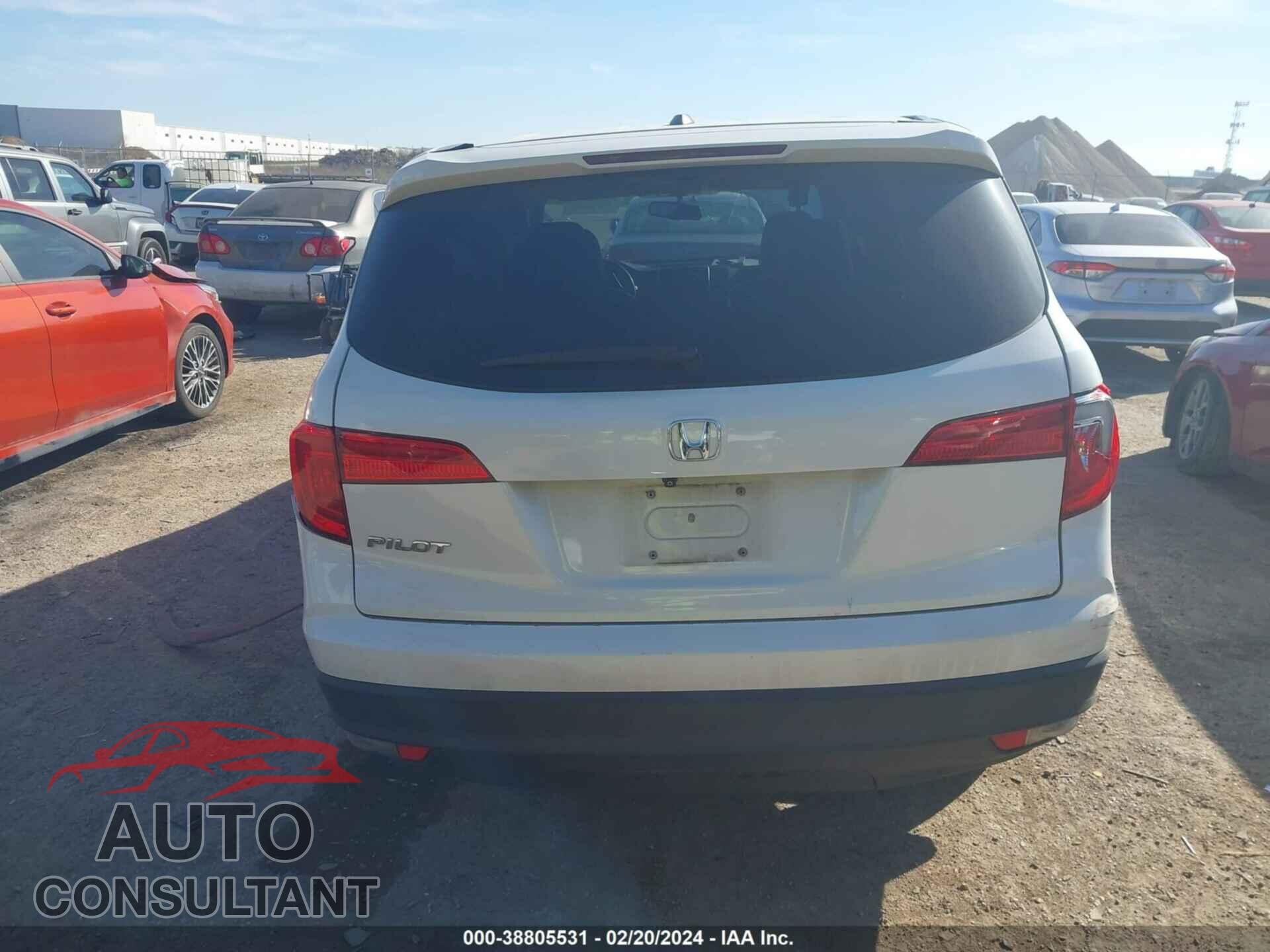 HONDA PILOT 2017 - 5FNYF5H56HB036237