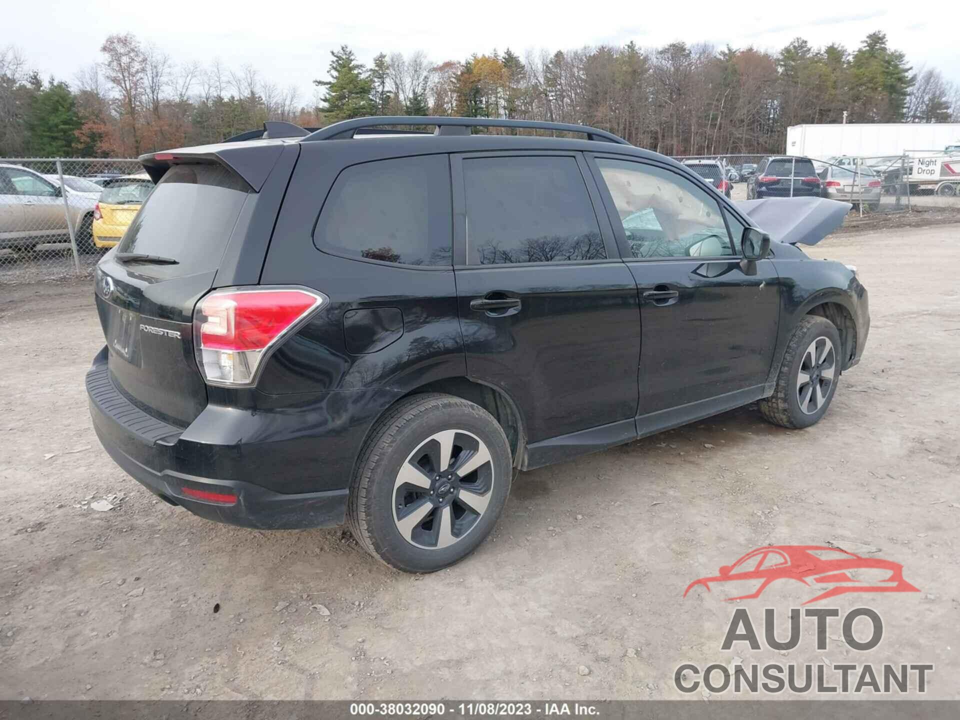 SUBARU FORESTER 2018 - JF2SJAEC8JH555006