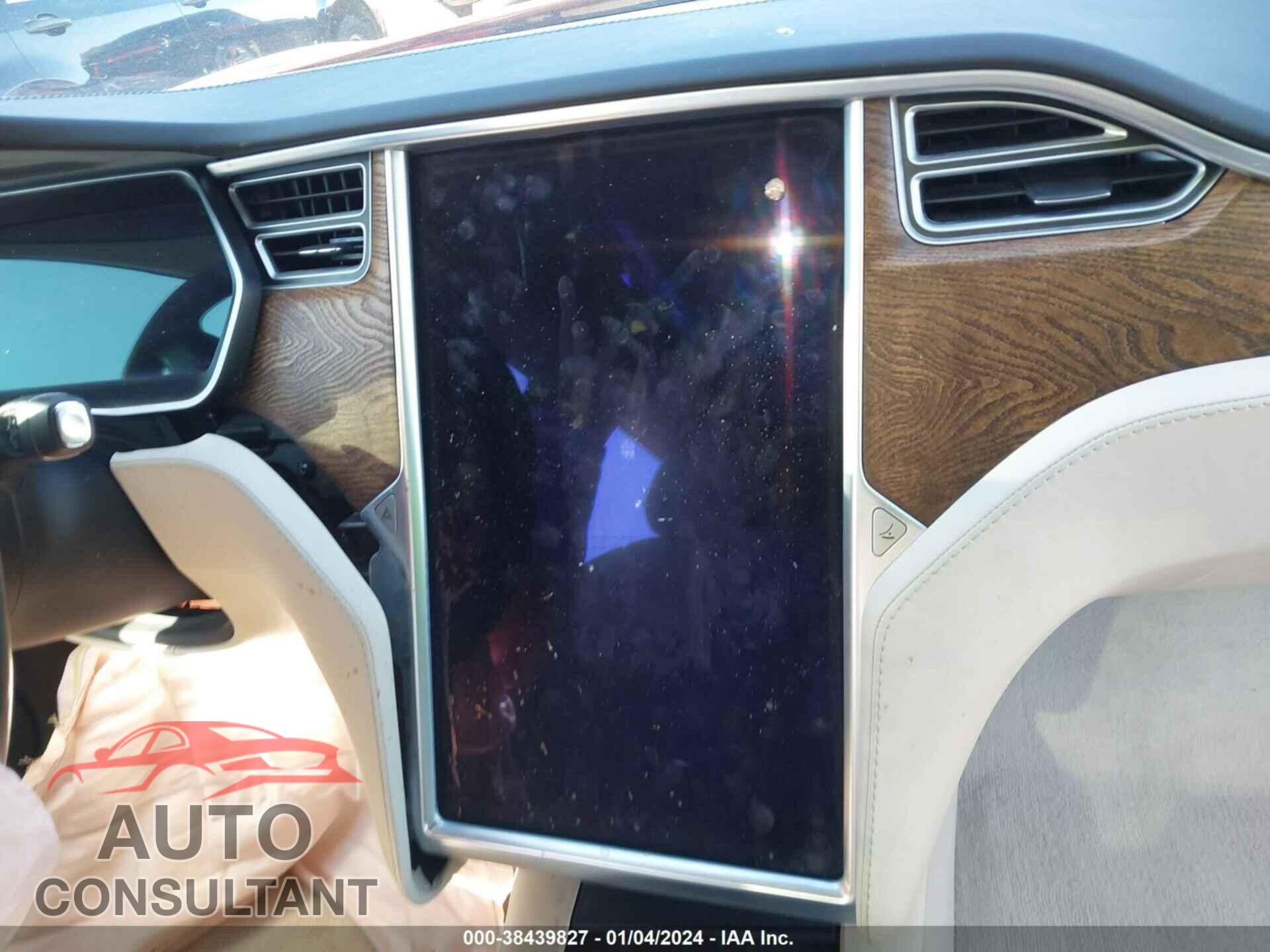 TESLA MODEL S 2018 - 5YJSA1E40JF245973
