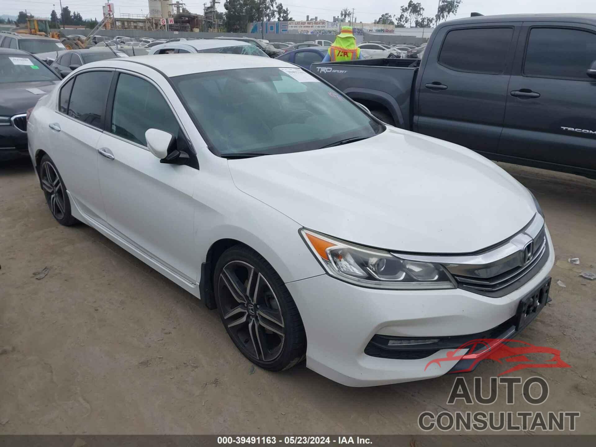 HONDA ACCORD 2017 - 1HGCR2F56HA029446