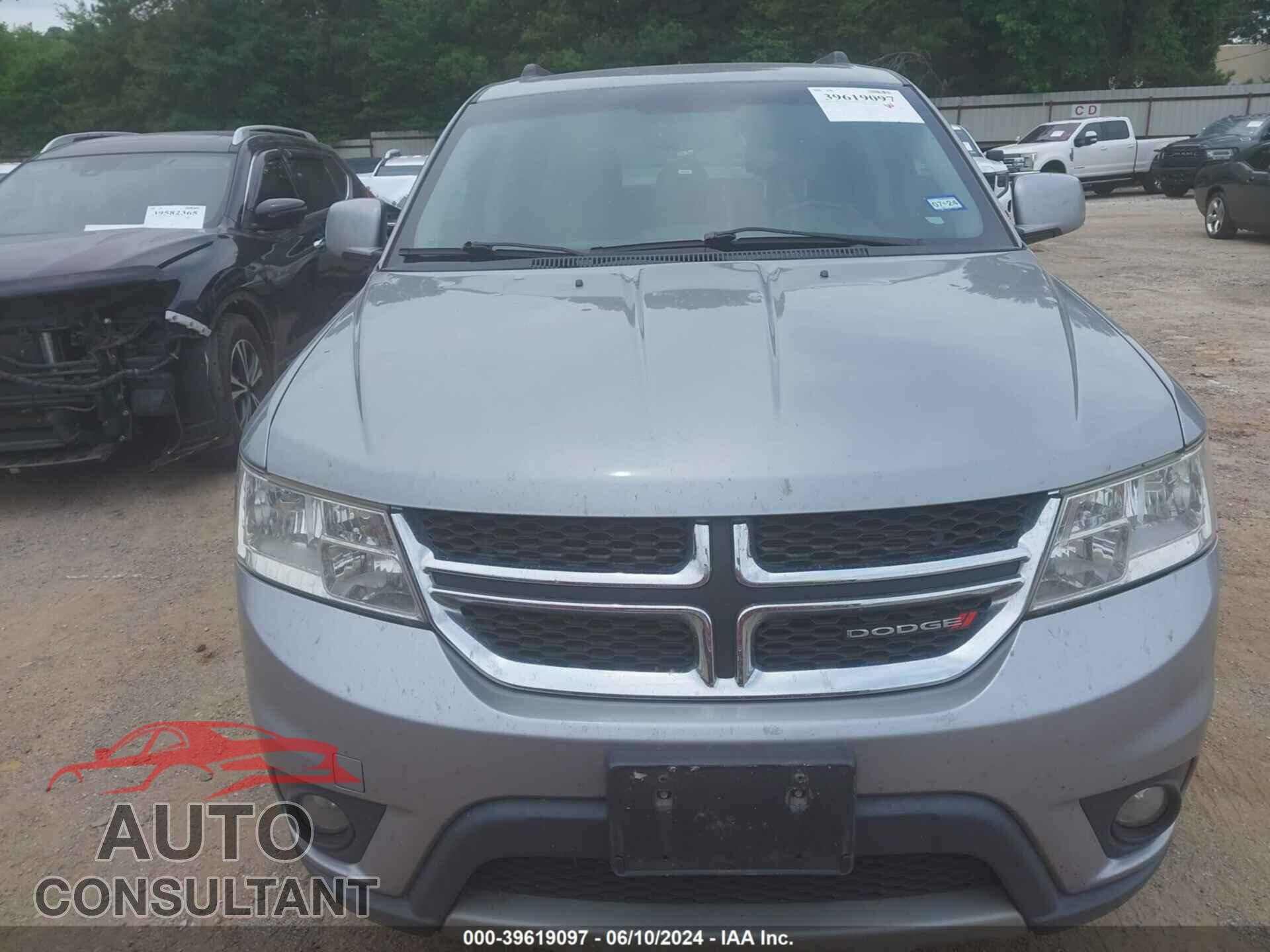 DODGE JOURNEY 2017 - 3C4PDCBB8HT600007