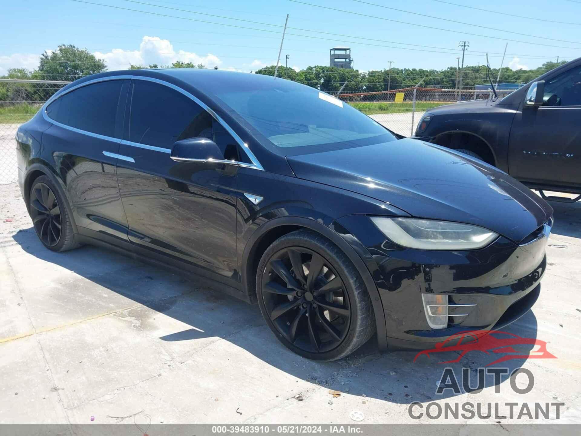 TESLA MODEL X 2016 - 5YJXCBE2XGF002524