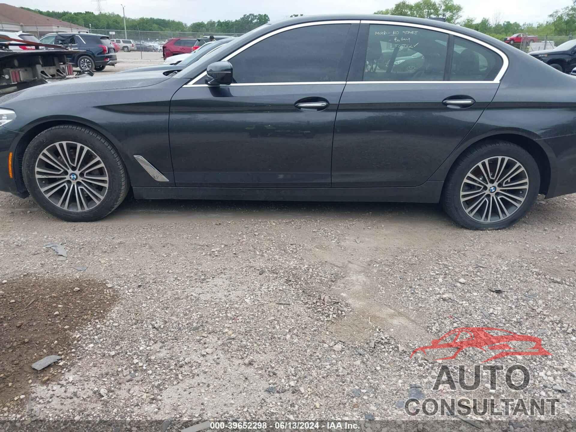 BMW 530I 2018 - WBAJA5C56JWA35811