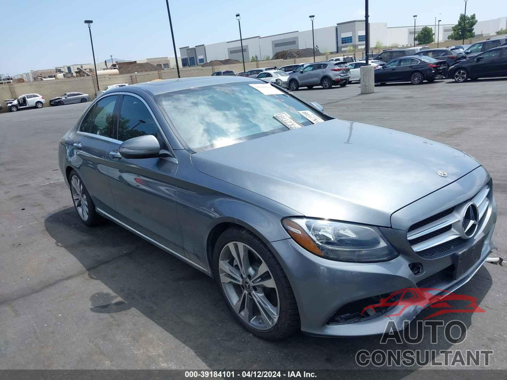 MERCEDES-BENZ C 300 2018 - 55SWF4JB5JU278054