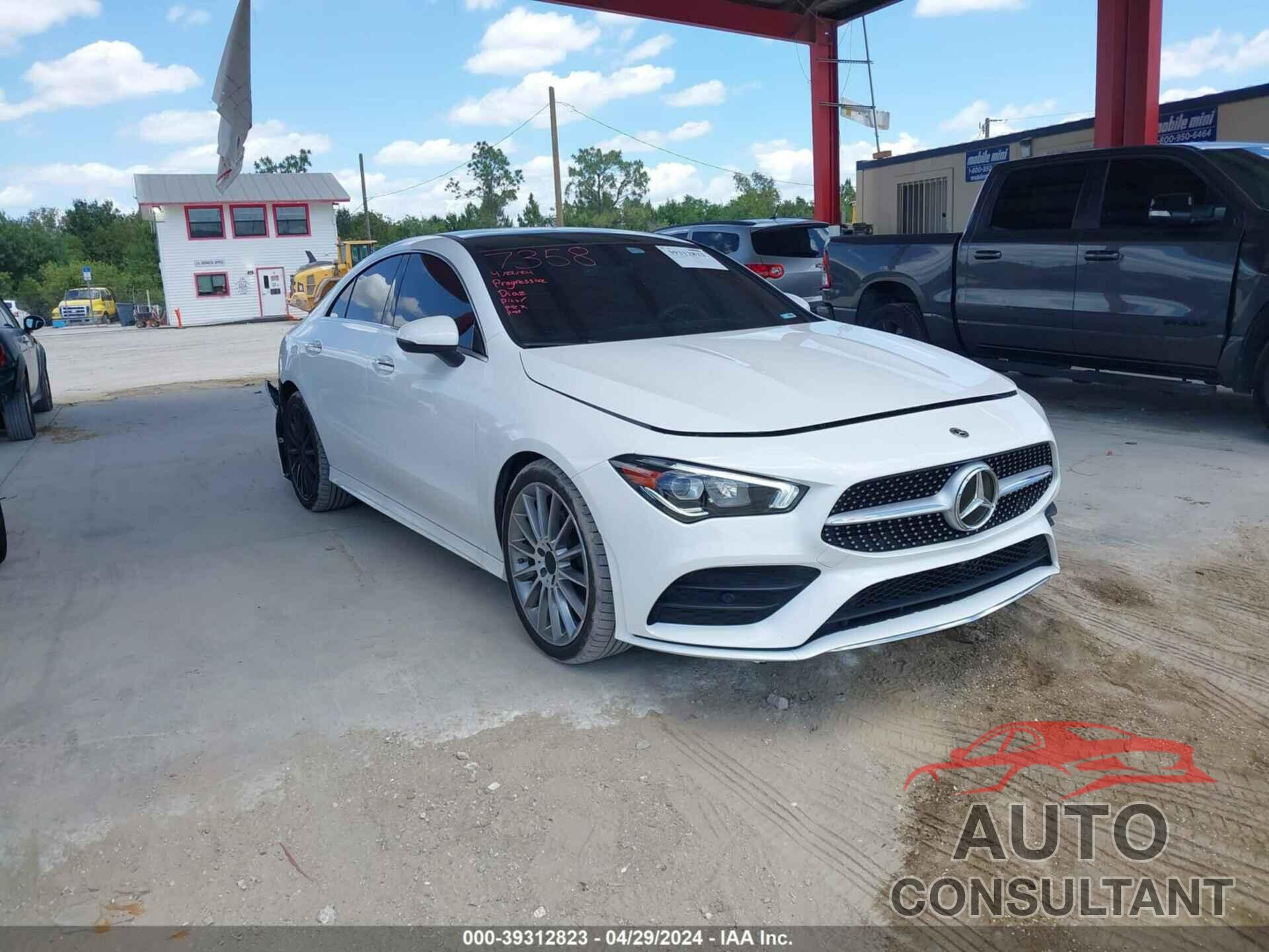 MERCEDES-BENZ CLA 250 COUPE 2023 - W1K5J4GB3PN335984