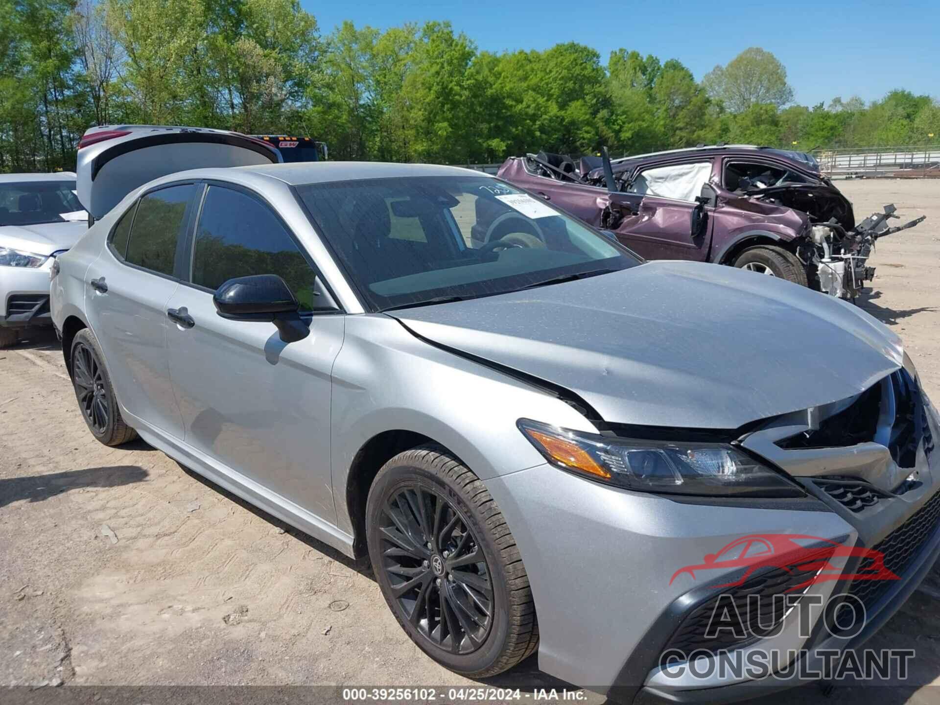 TOYOTA CAMRY 2021 - 4T1G11AK8MU437255
