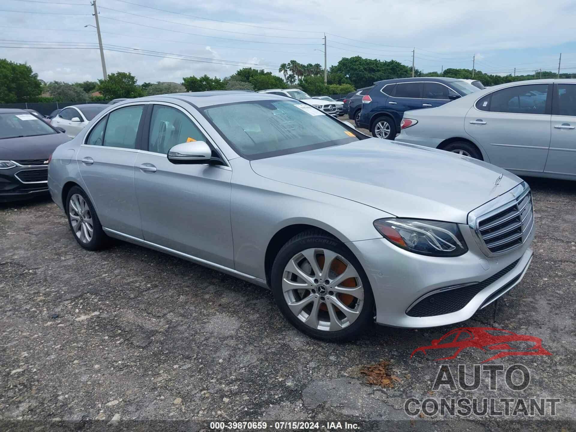 MERCEDES-BENZ E 300 2017 - WDDZF4JB5HA288140