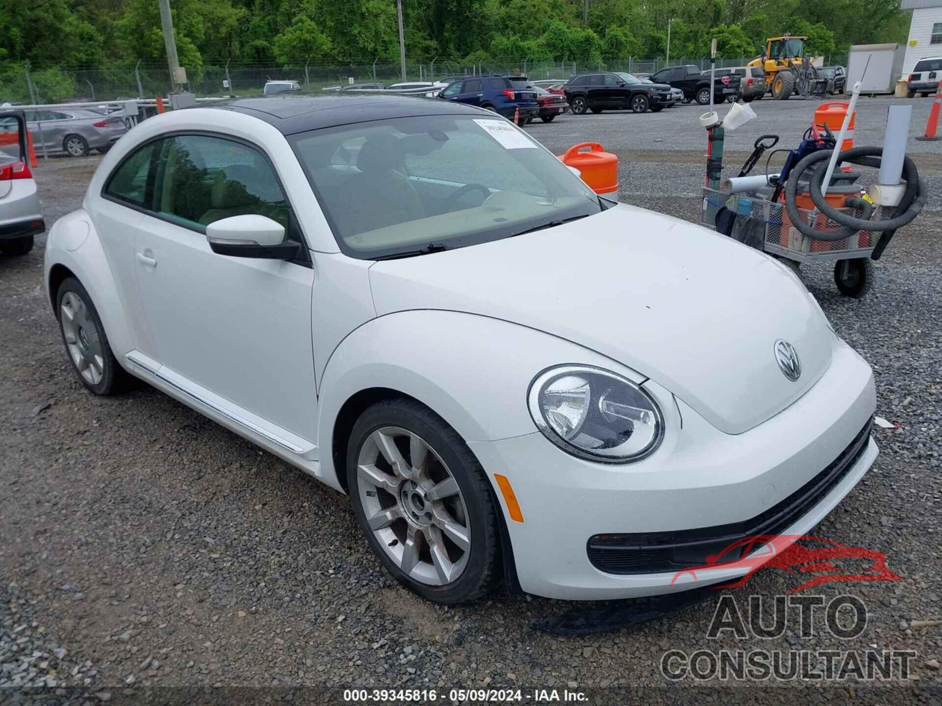 VOLKSWAGEN BEETLE 2016 - 3VWJ17AT9GM600944