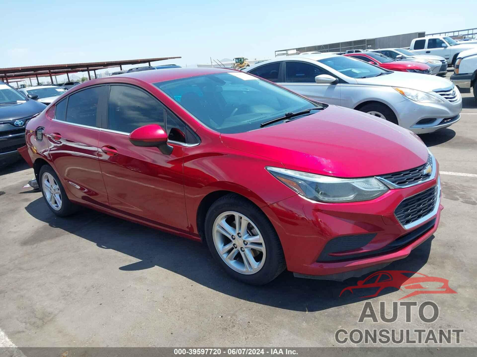 CHEVROLET CRUZE 2017 - 1G1BE5SM7H7183366