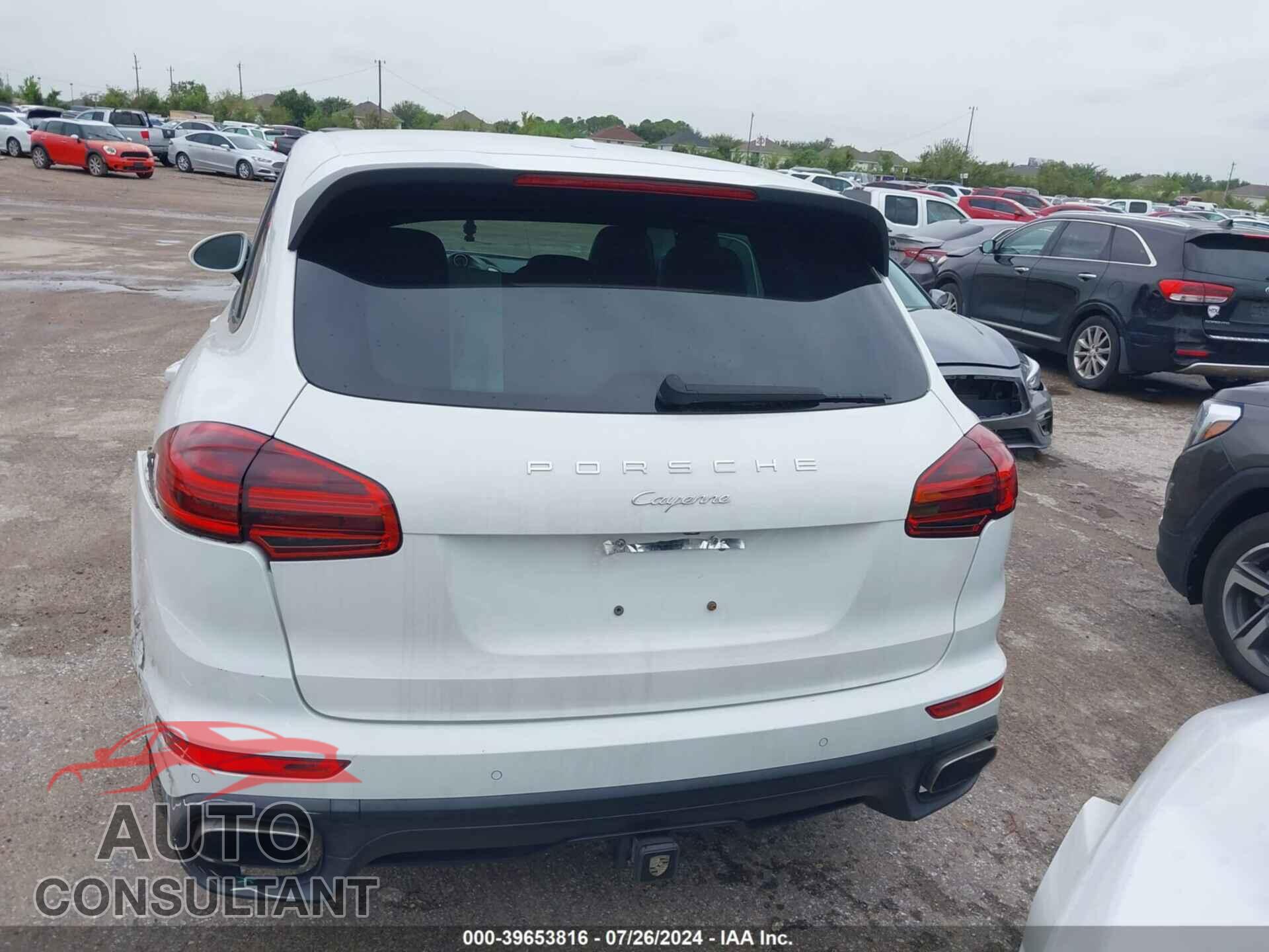 PORSCHE CAYENNE 2017 - WP1AA2A23HKA86979