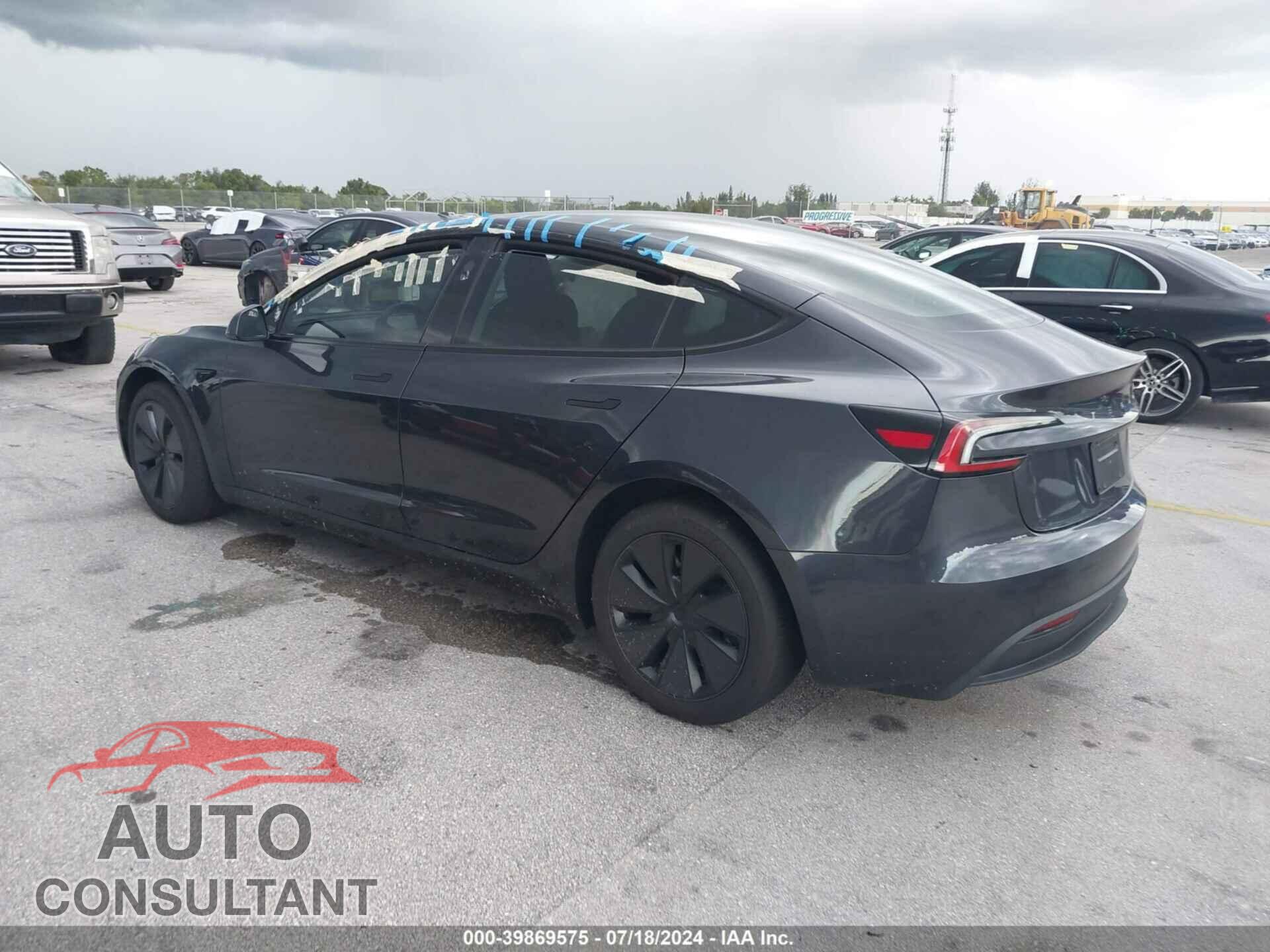 TESLA MODEL 3 2024 - 5YJ3E1EA8RF745809