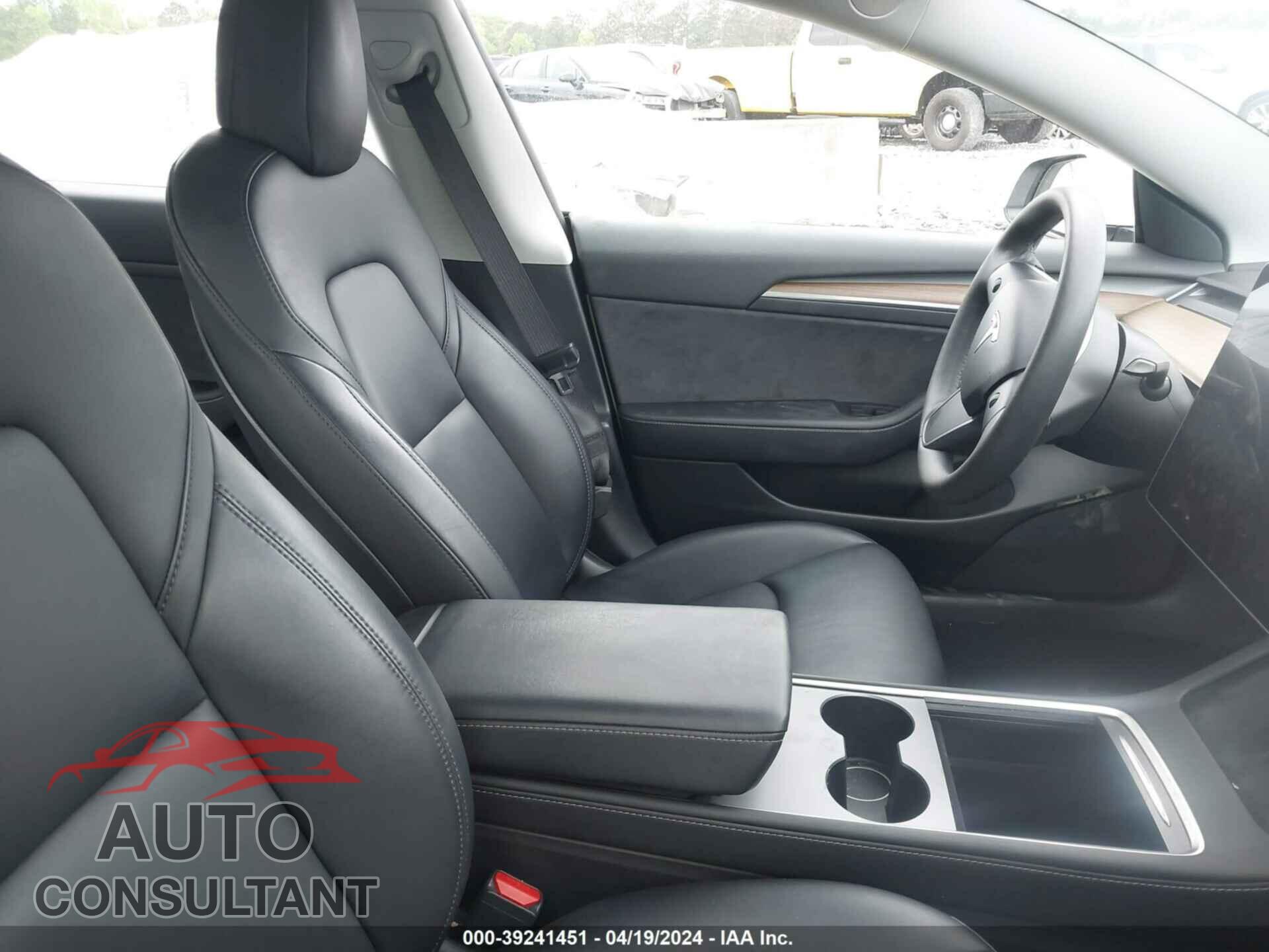 TESLA MODEL 3 2022 - 5YJ3E1EA3NF102181