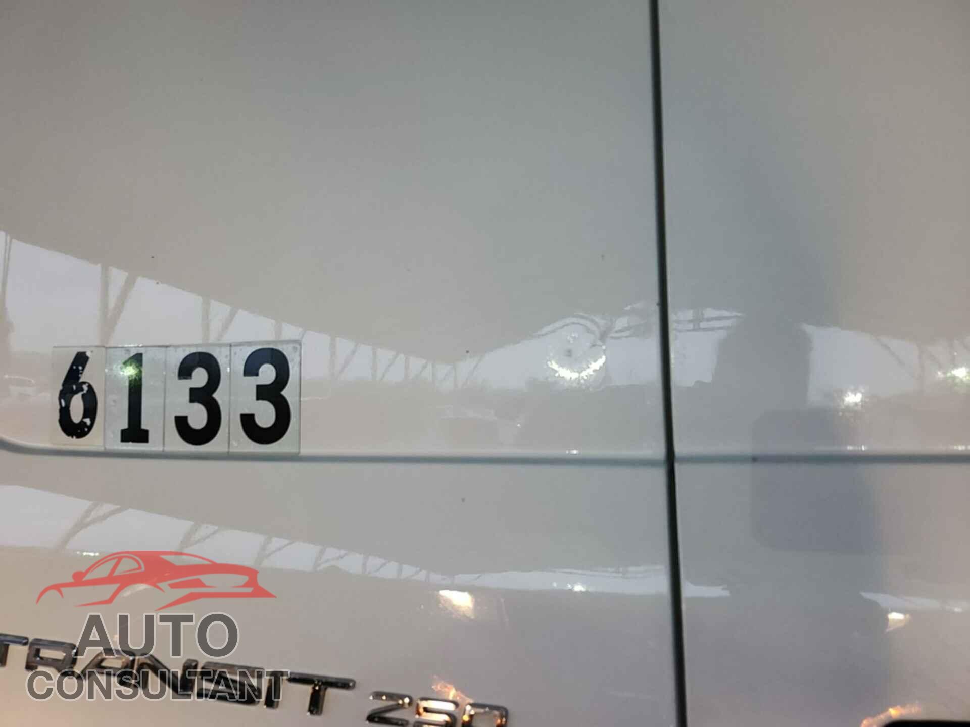 FORD TRANSIT 2019 - 1FTYR2CM8KKA81467