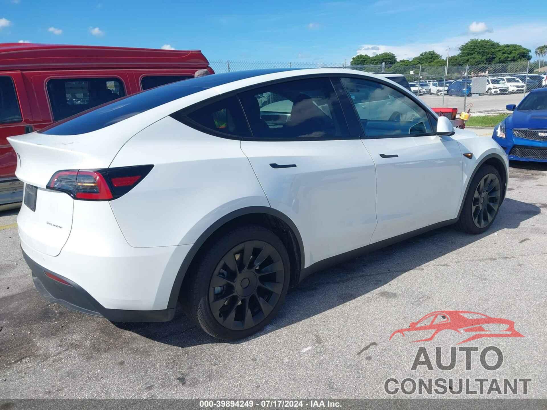 TESLA MODEL Y 2023 - 7SAYGDEE2PA110084