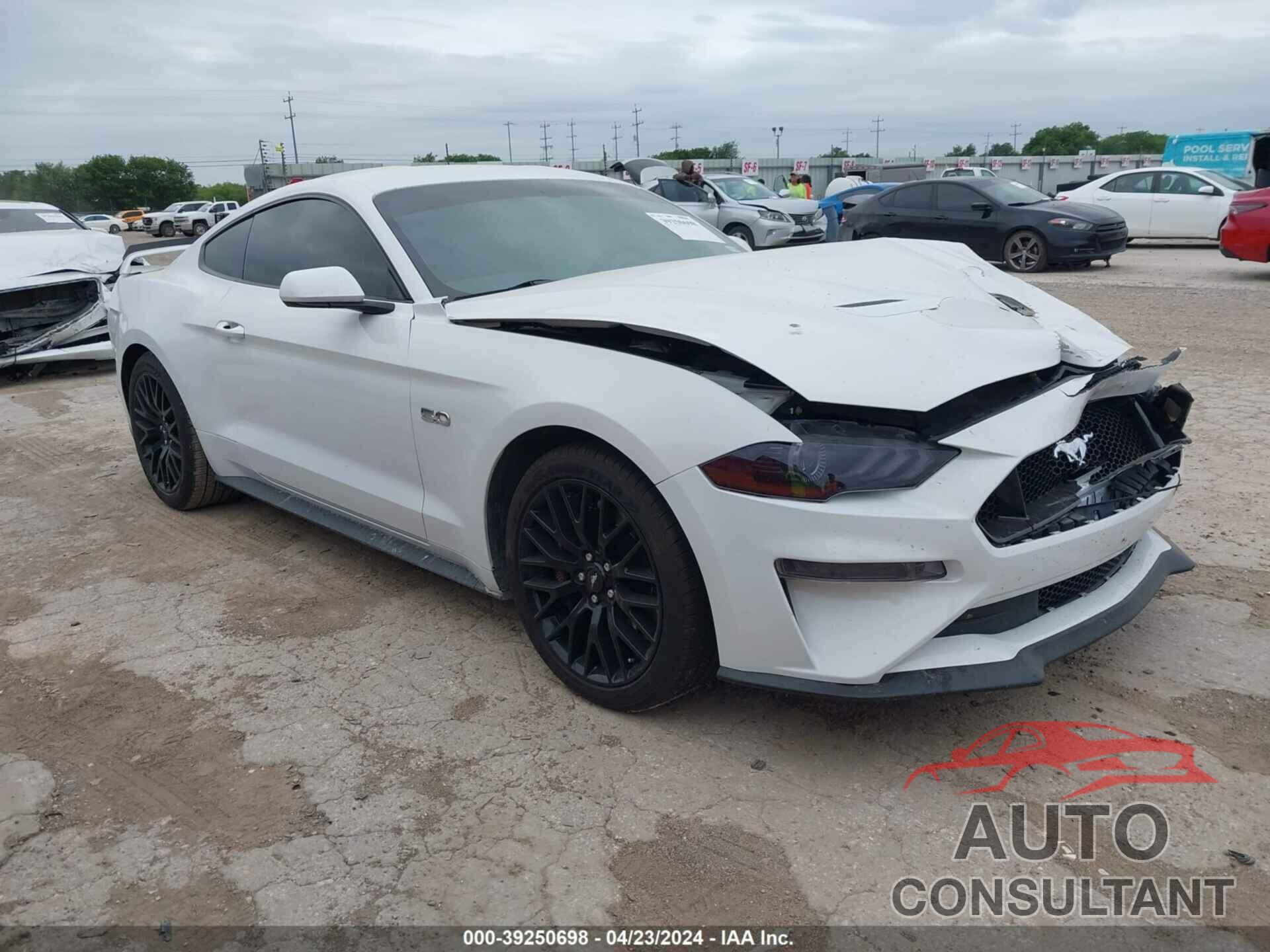 FORD MUSTANG 2020 - 1FA6P8CF6L5175953