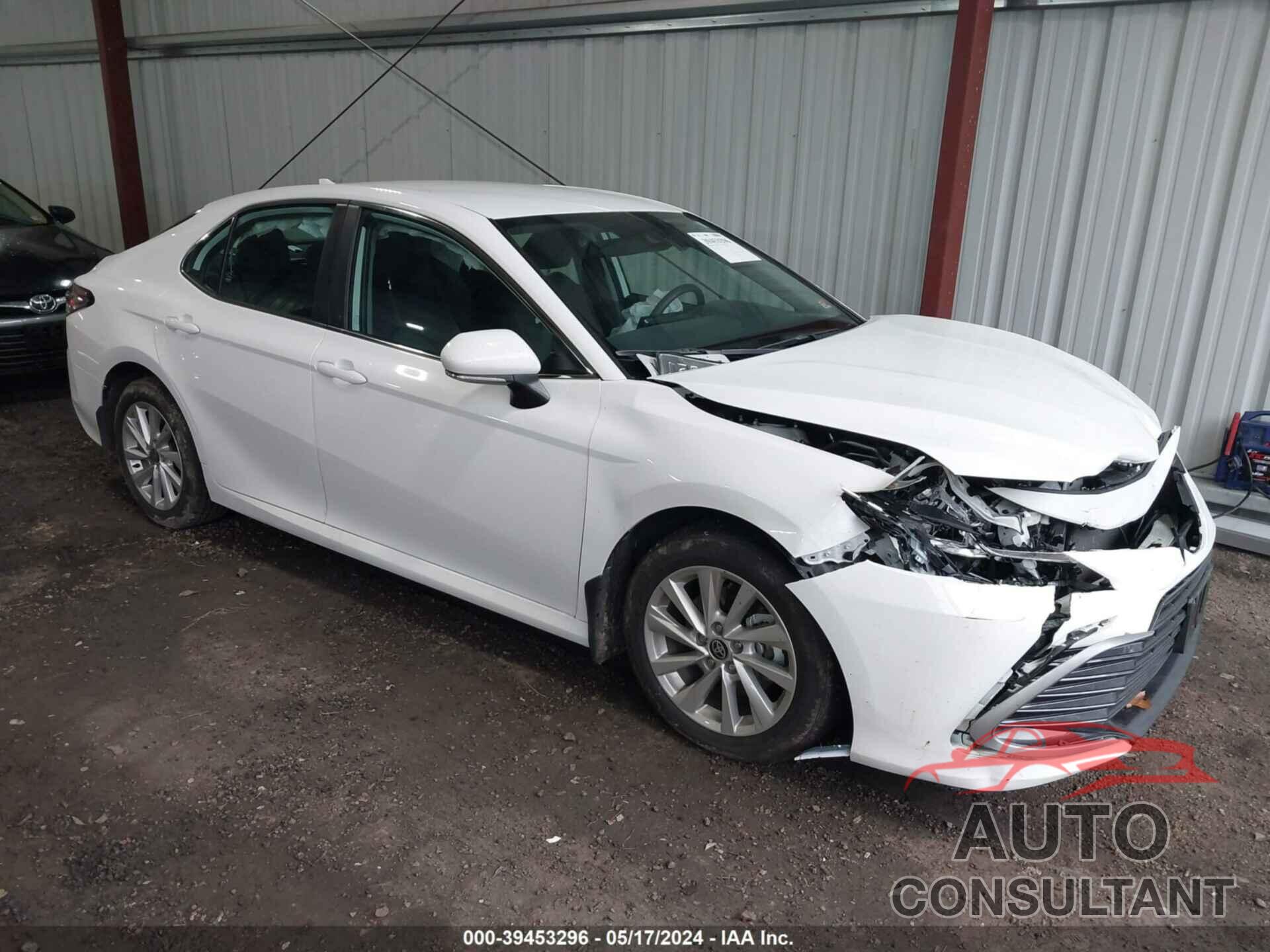 TOYOTA CAMRY 2024 - 4T1C11AK3RU878166