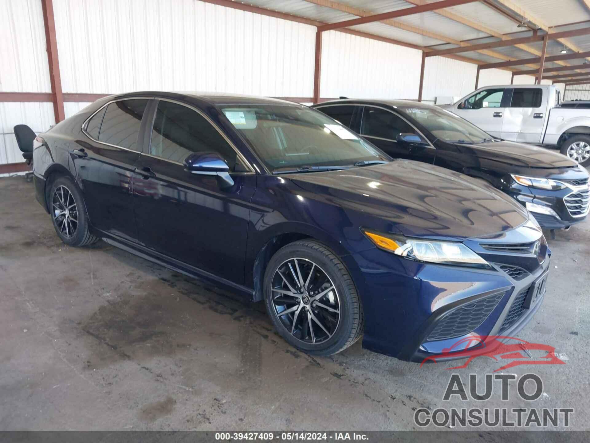 TOYOTA CAMRY 2021 - 4T1G11AK2MU426395