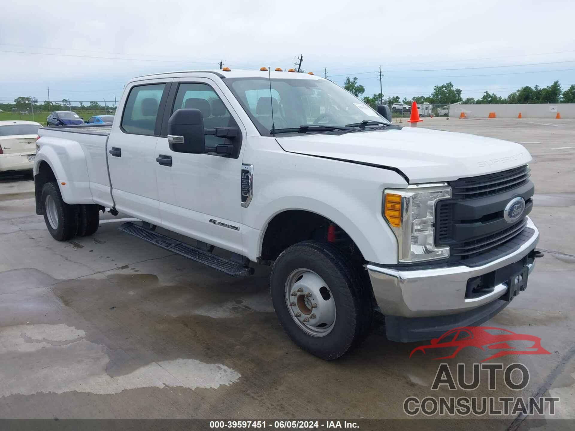 FORD F-350 2017 - 1FT8W3DT5HEF34732