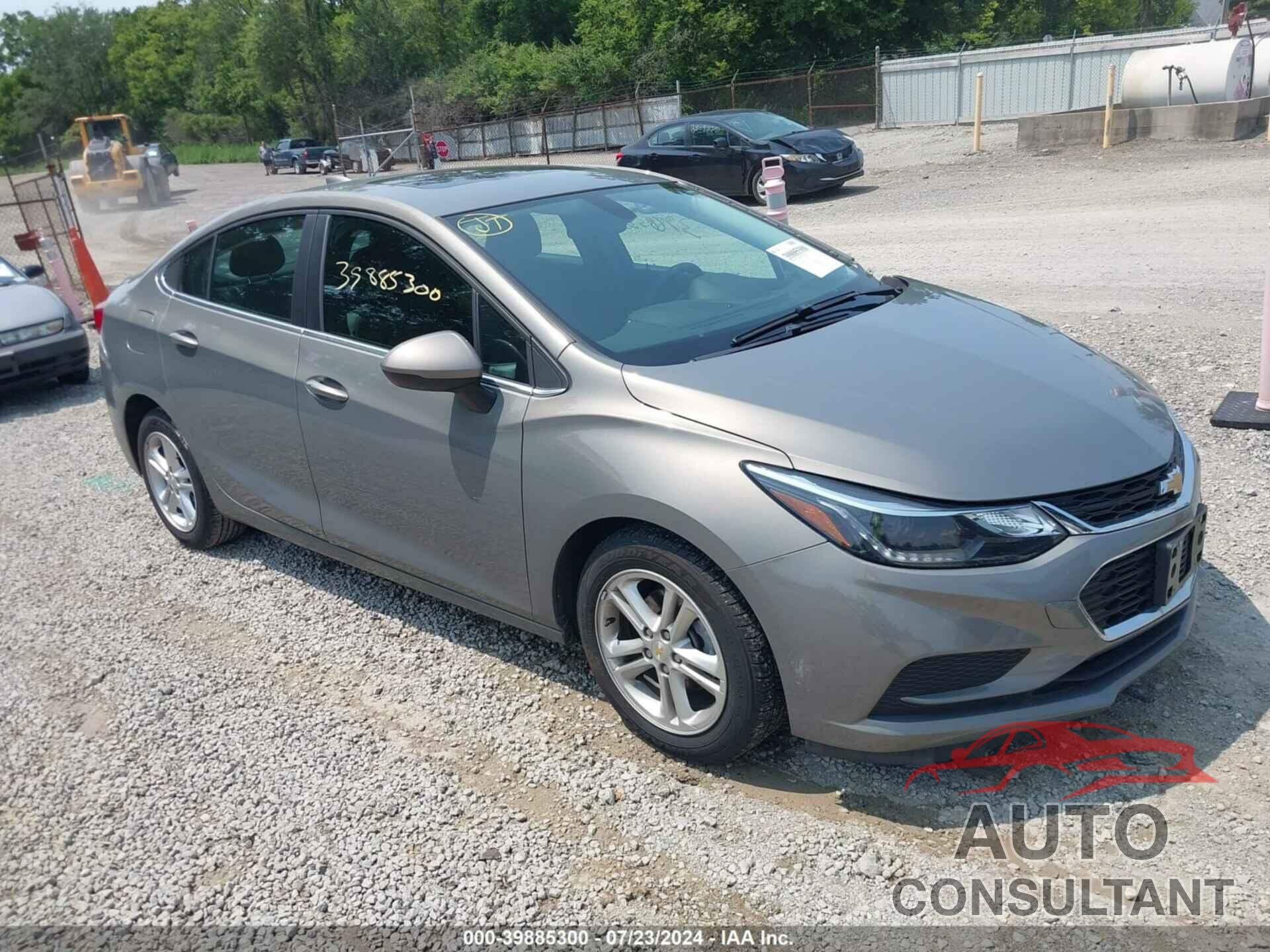 CHEVROLET CRUZE 2017 - 1G1BE5SM9H7191811