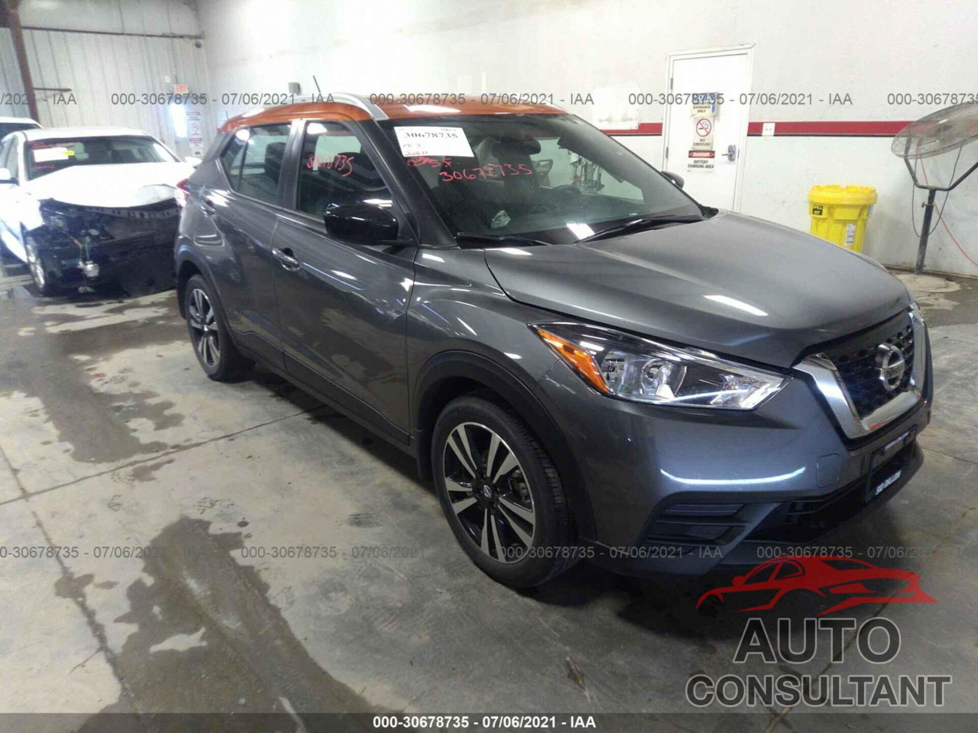 NISSAN KICKS 2018 - 3N1CP5CU2JL518672