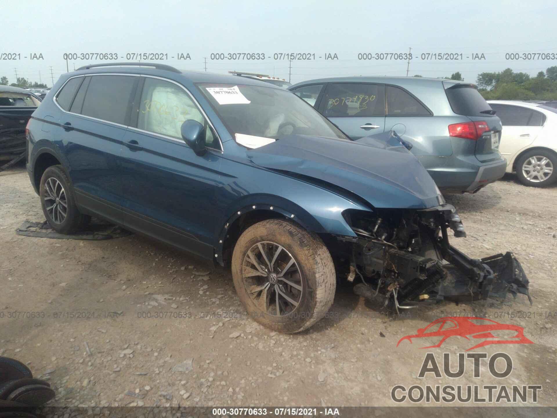 VOLKSWAGEN TIGUAN 2019 - 3VV2B7AXXKM075992