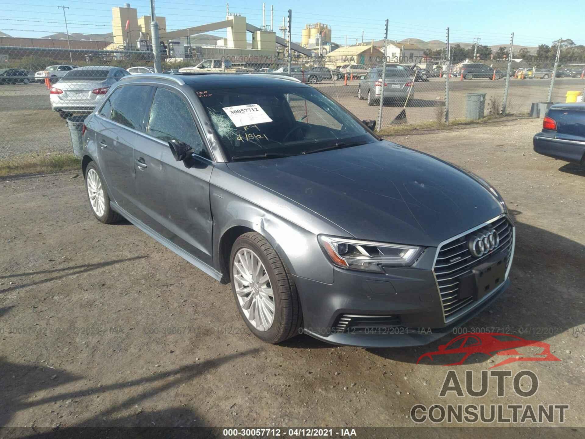 AUDI A3 SPORTBACK E-TRON 2018 - WAUTPBFF9JA083775