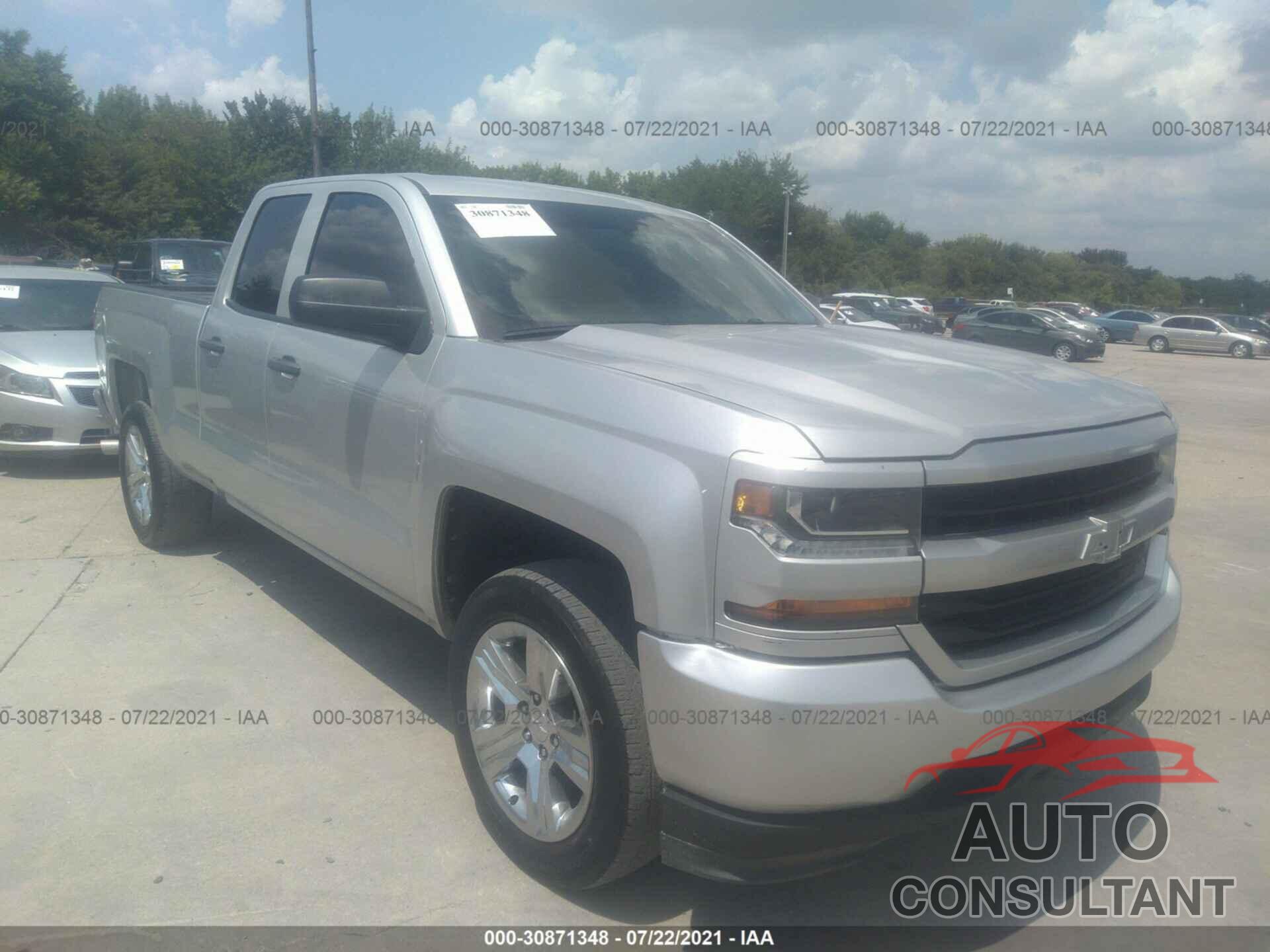 CHEVROLET SILVERADO 1500 2018 - 1GCRCPEC3JZ245253