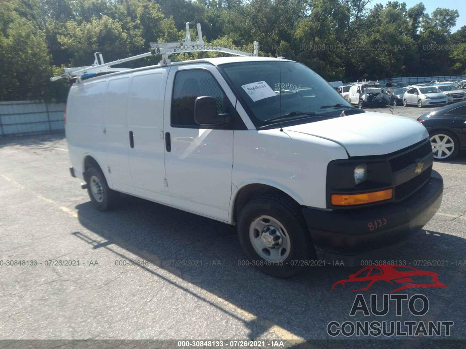 CHEVROLET EXPRESS CARGO VAN 2017 - 1GCWGAFFXH1345369