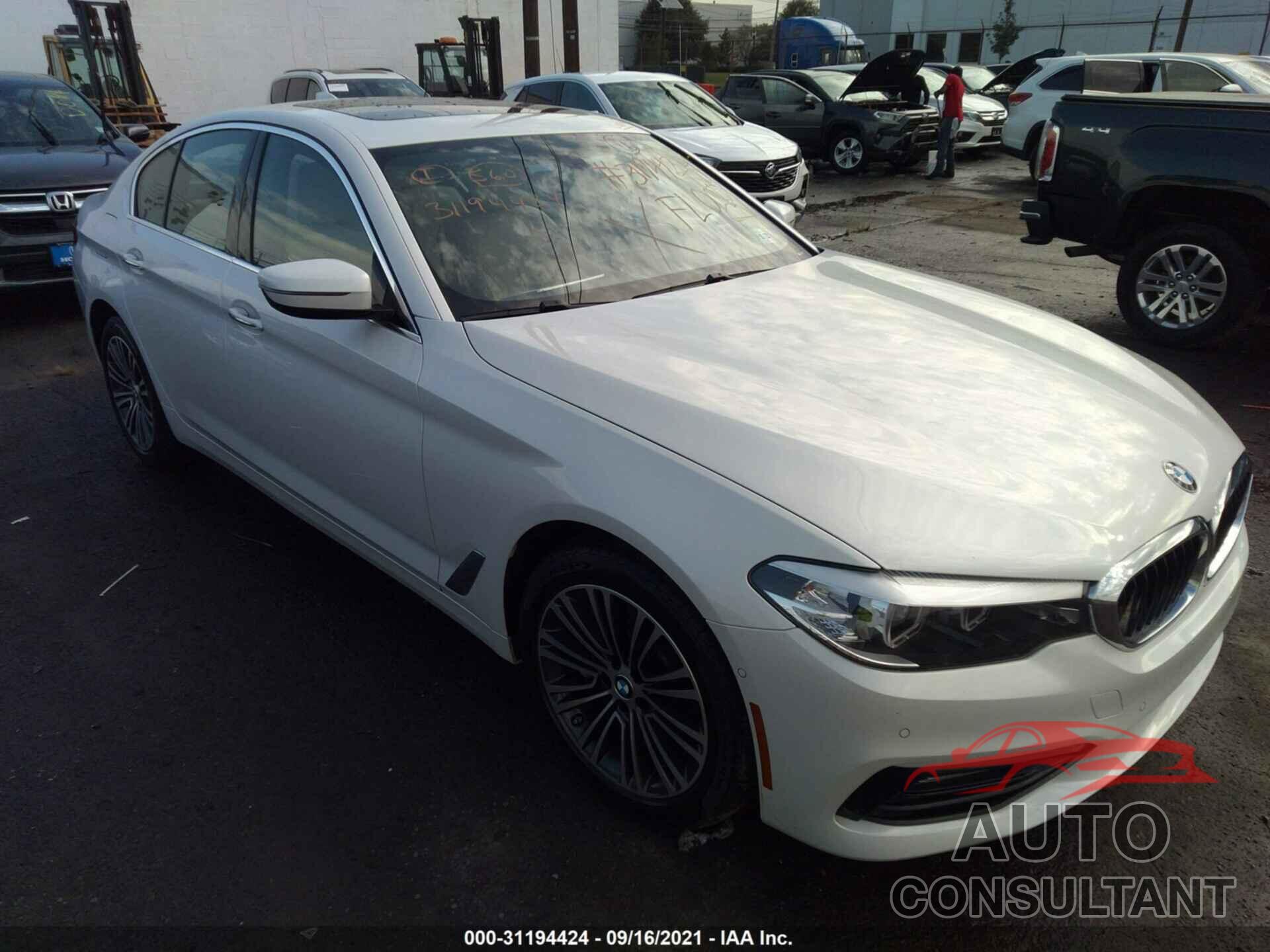 BMW 5 SERIES 2018 - WBAJA7C50JWC75173