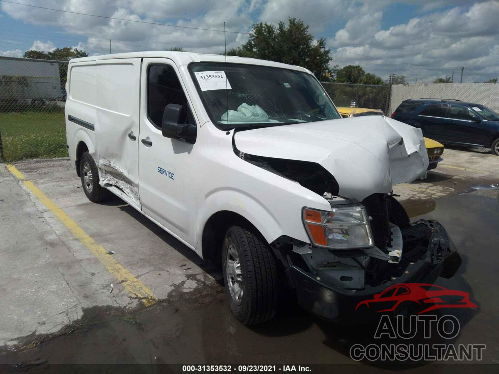 NISSAN NV CARGO NV2500 HD 2018 - 1N6BF0KY3JN811349