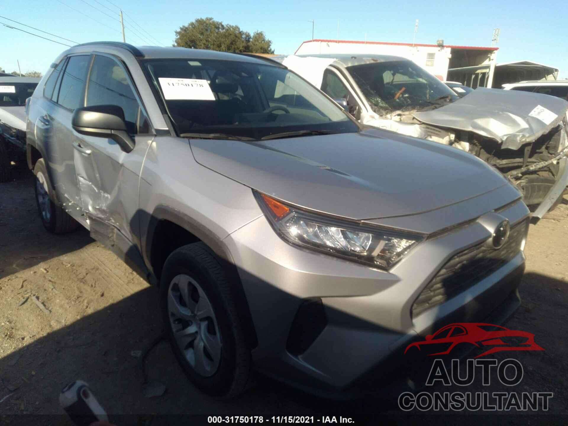 TOYOTA RAV4 2019 - JTMH1RFV9KD007113