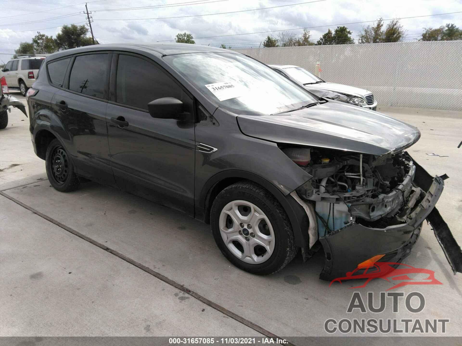 FORD ESCAPE 2018 - 1FMCU0F77JUA71272