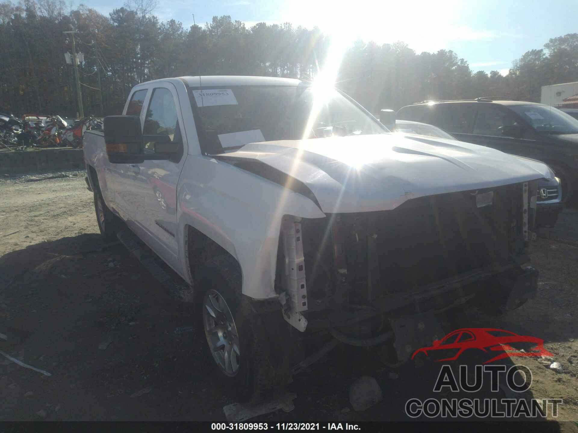 CHEVROLET SILVERADO 1500 2017 - 1GCRCREC1HZ179825