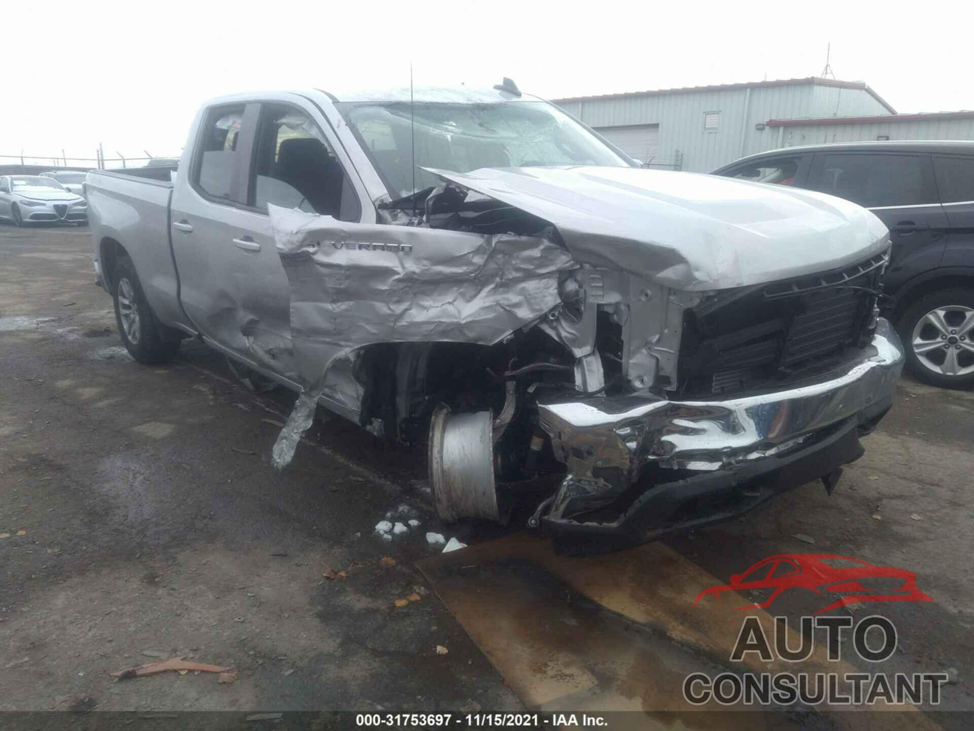 CHEVROLET SILVERADO 1500 2021 - 1GCRYJEK9MZ320970