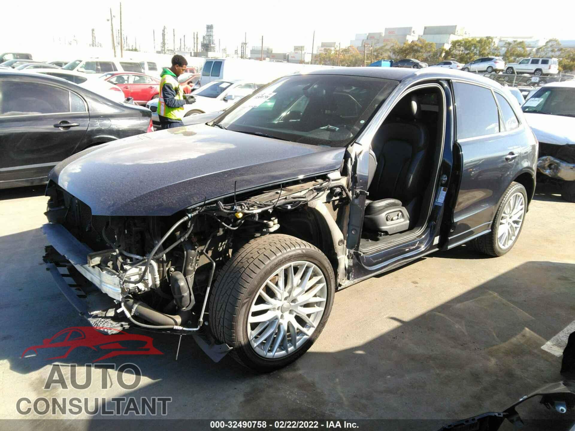 AUDI Q5 2017 - WA1M2AFP8HA043393