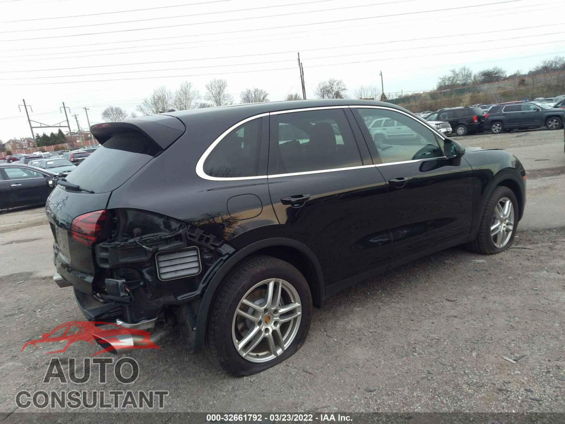 PORSCHE CAYENNE 2016 - WP1AA2A2XGLA10944