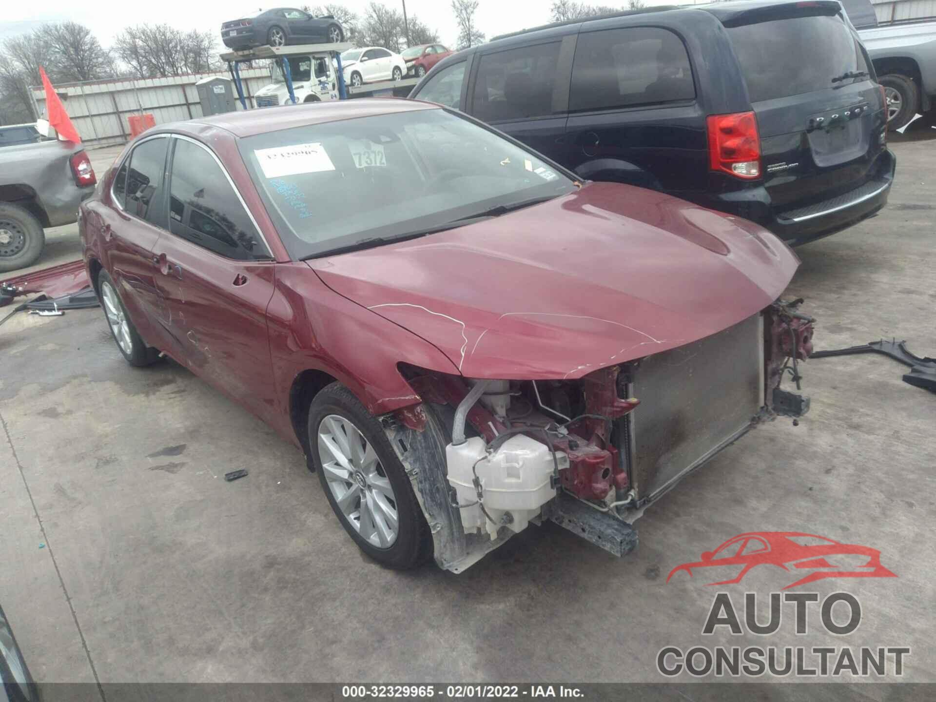 TOYOTA CAMRY 2020 - 4T1C11AK7LU306007
