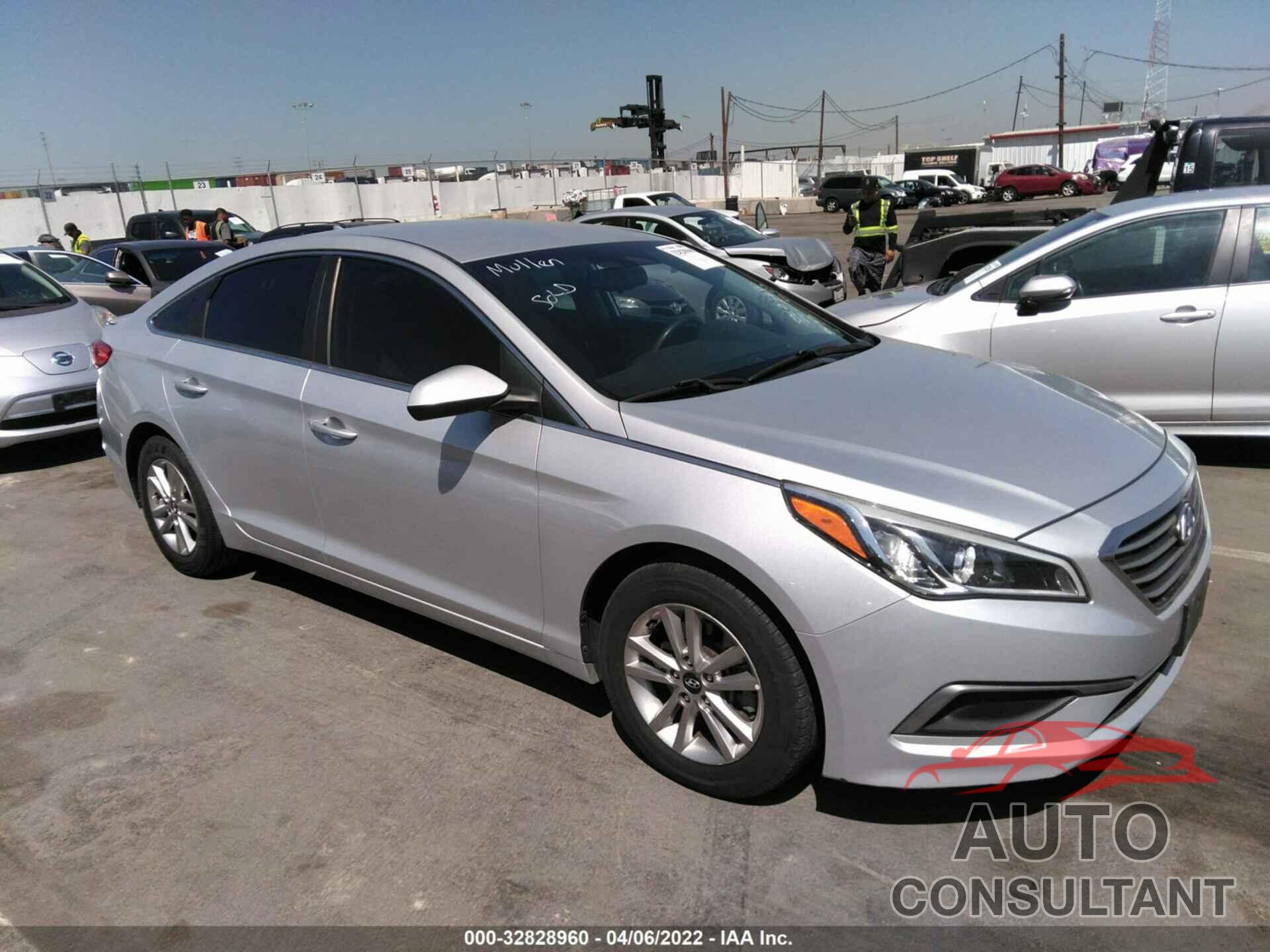 HYUNDAI SONATA 2016 - 5NPE24AF3GH303359
