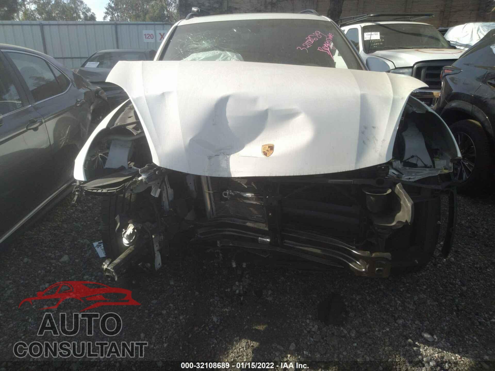 PORSCHE CAYENNE 2016 - WP1AA2A2XGKA36336