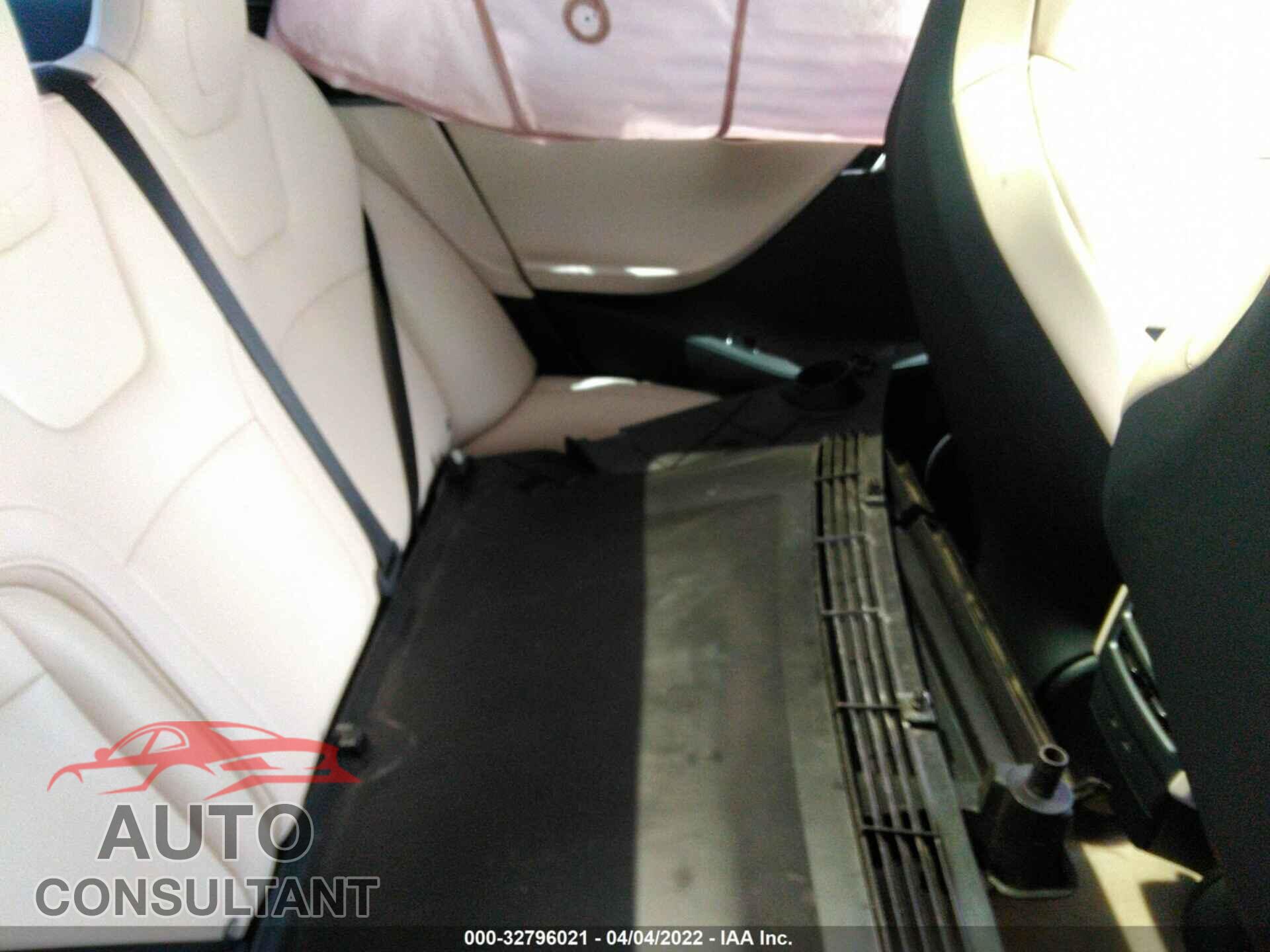 TESLA MODEL S 2019 - 5YJSA1E22KF307776